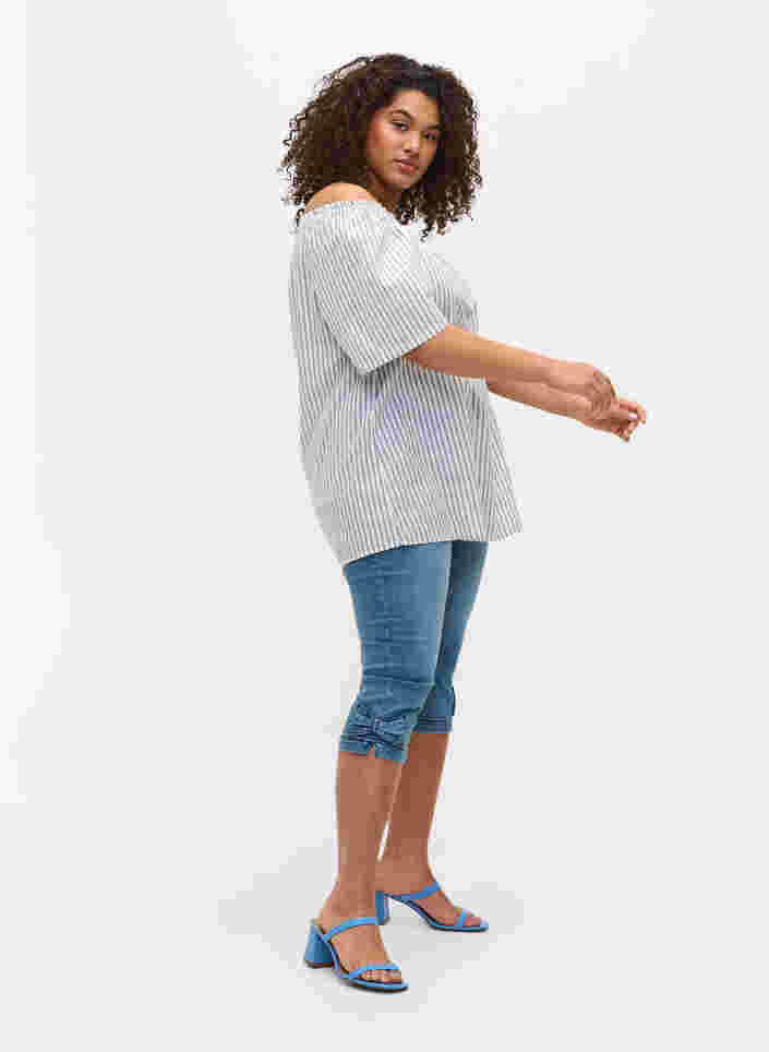 Lange Denim Shorts aus Baumwolle, Blue denim, Model image number 3