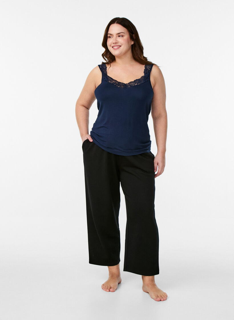 Top aus Viskose mit Spitze, Blau, Model image number 1