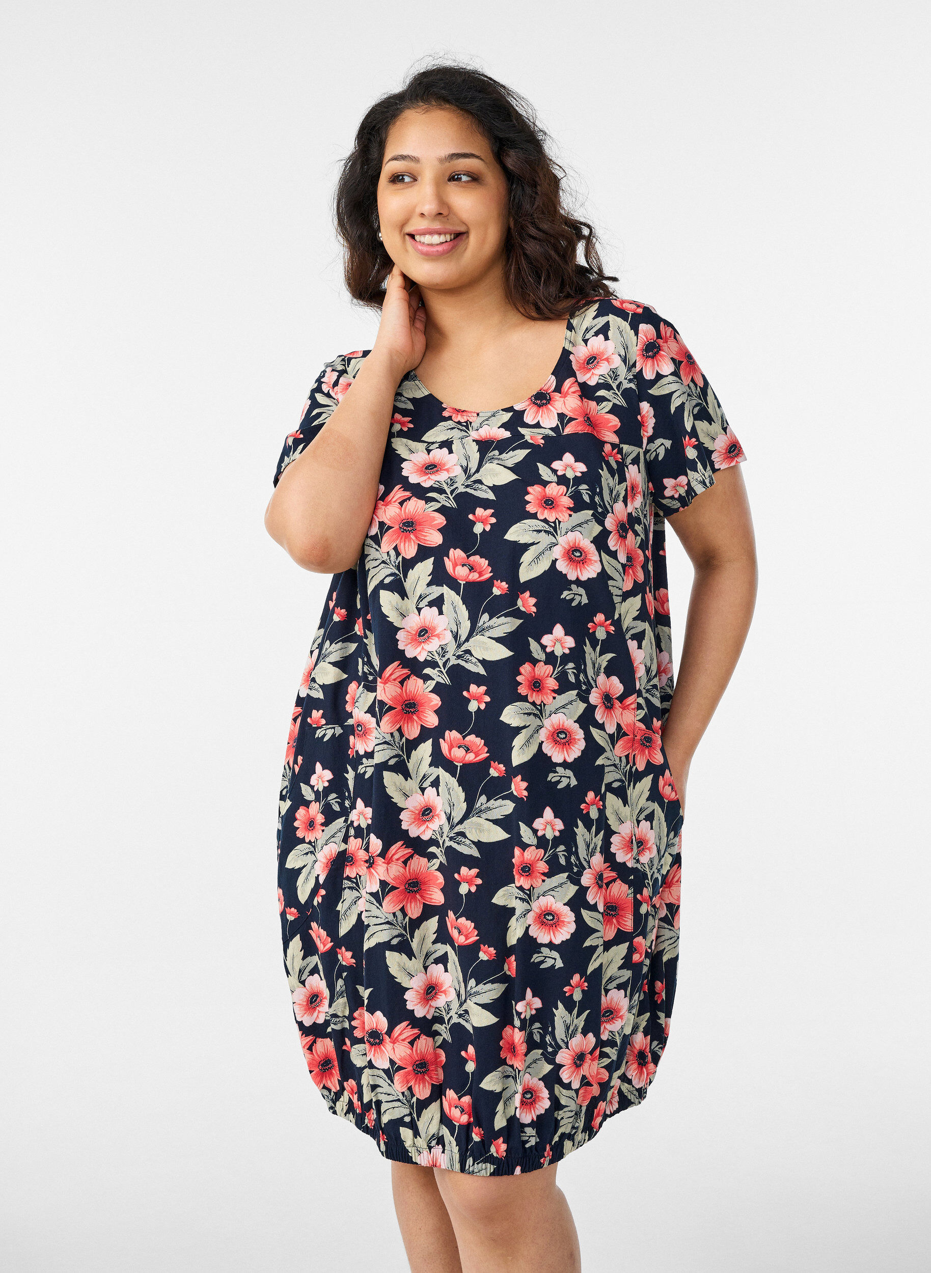 Zizzi Kurz&auml;rmliges Baumwollkleid mit Aufdruck, Blau, Model image number 0