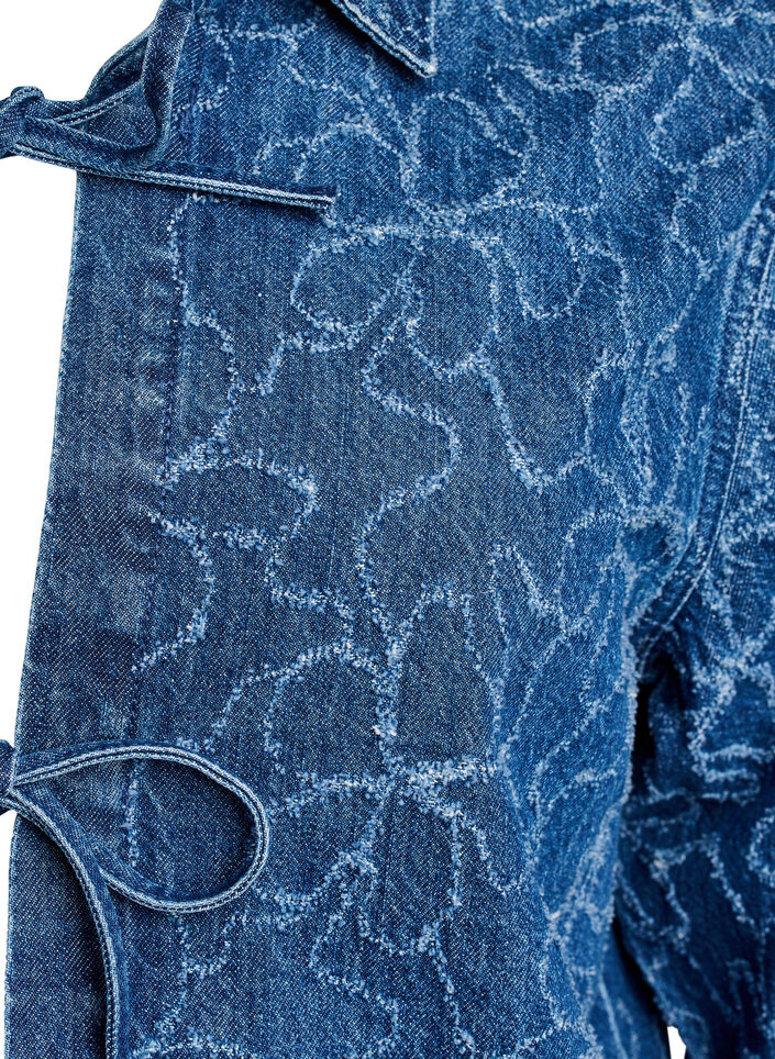 Jeansjacke mit Bindeverschluss und Taschen, Blue Denim Destroy, Packshot image number 2