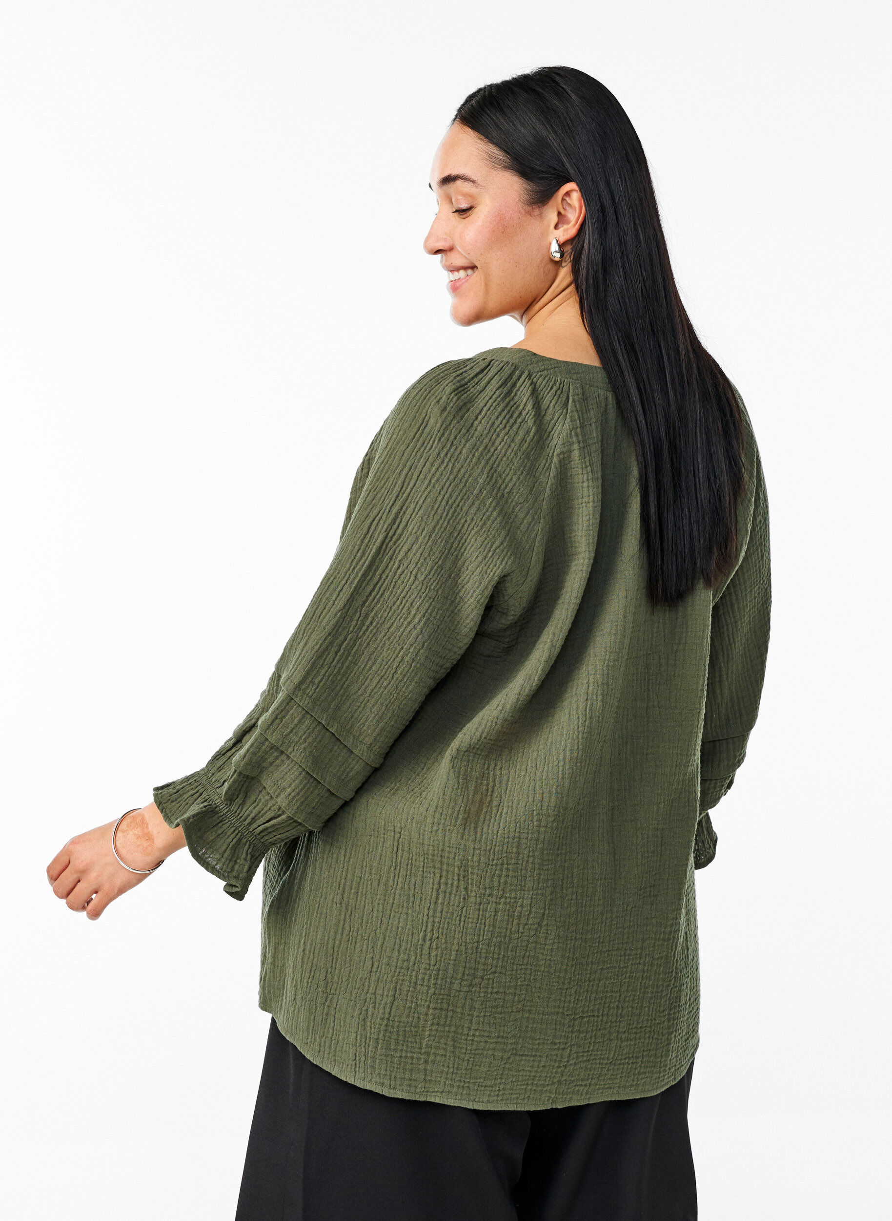 Zizzi Bluse aus Baumwoll-Musselin mit 3/4-&Auml;rmeln, Thyme, Model image number 1