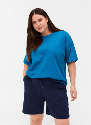 Einfarbige Shorts mit Taschen, Navy Blazer, Model image number 0
