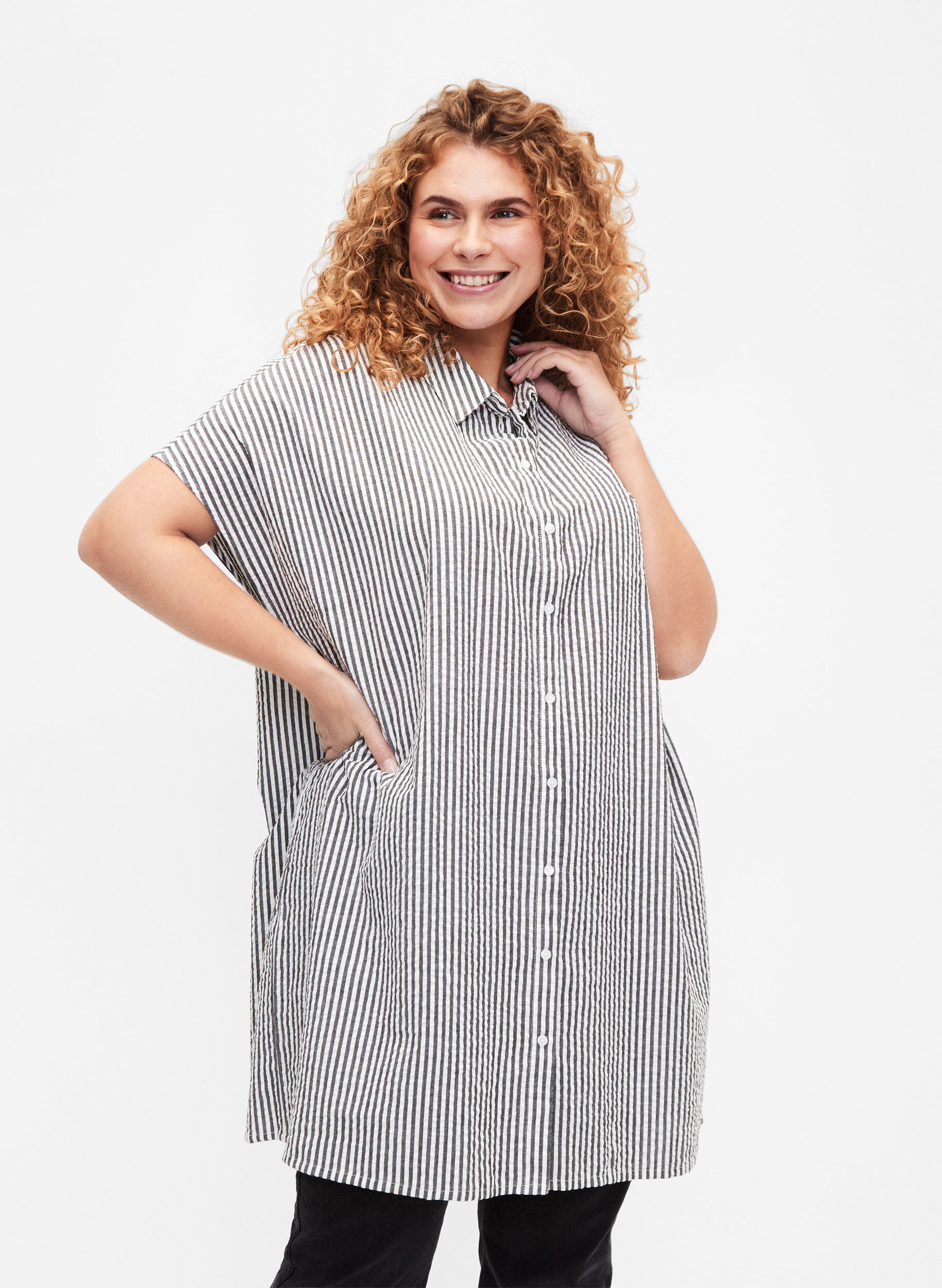 Zizzi Langes gestreiftes Baumwollhemd, Black, Model image number 0