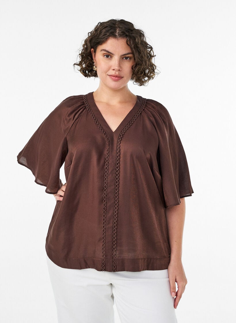 Bluse aus Viskose mit V-Ausschnitt und Zierdetails, Braun, Model image number 0