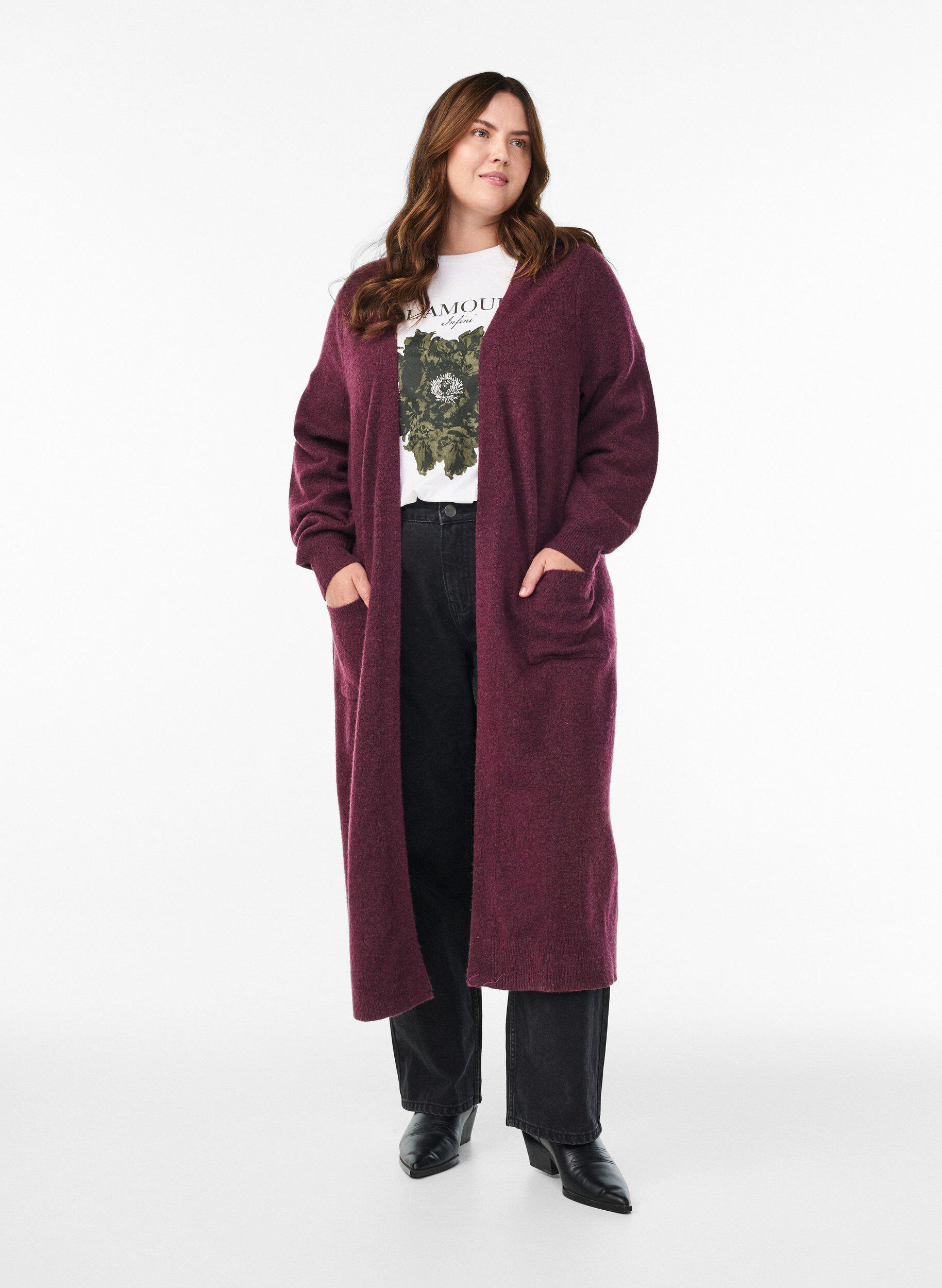 Langer Strickcardigan mit Taschen, Rot, Model