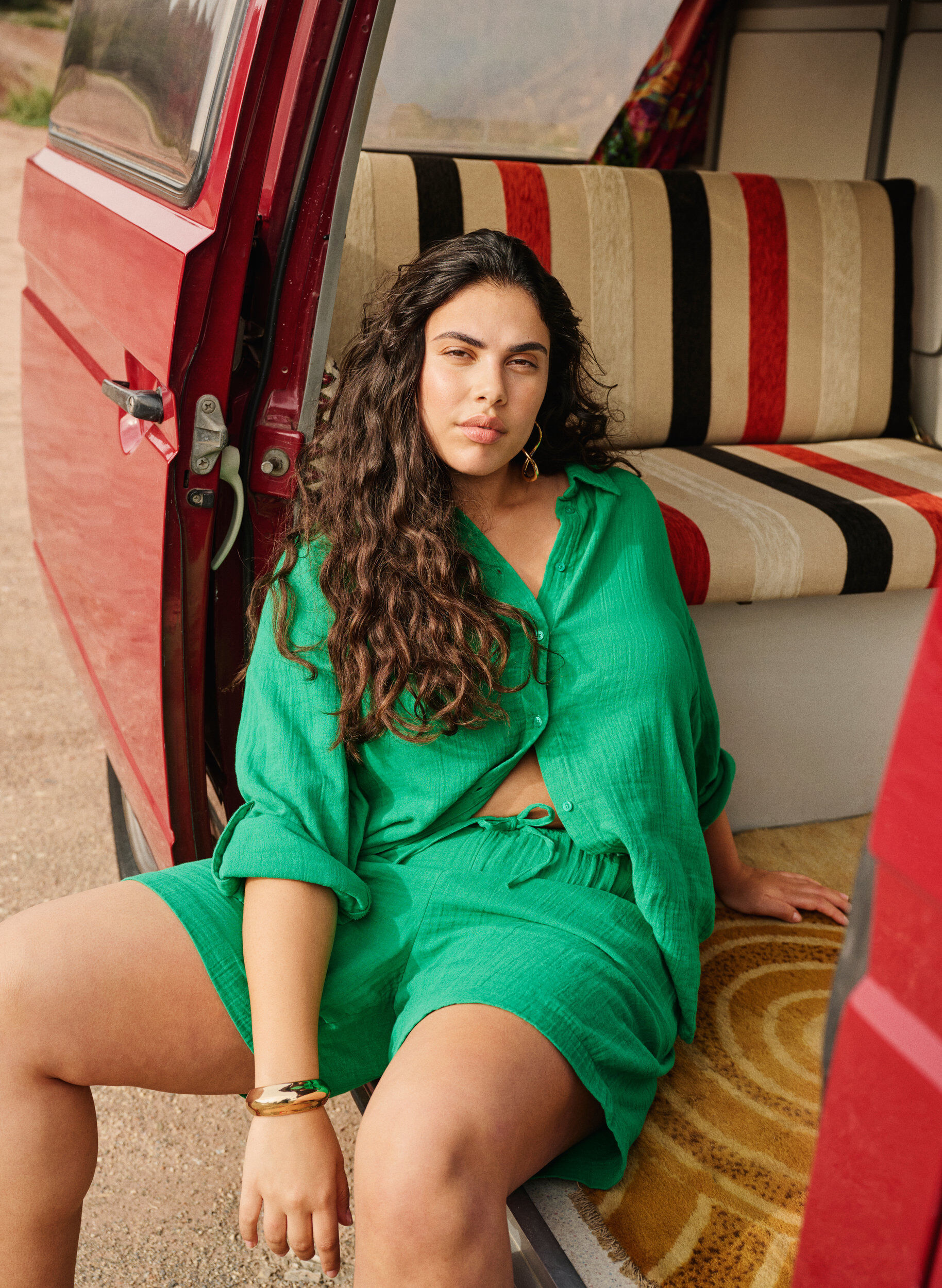 Zizzi Kurze Hosen mit Taschen aus Baumwoll-Musselin, Jolly Green, Image image number 0