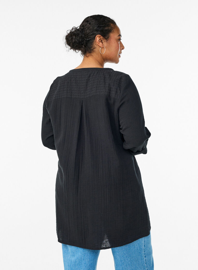 Tunika aus Baumwollmusselin mit Broderie Anglaise, Schwarz, Model image number 2