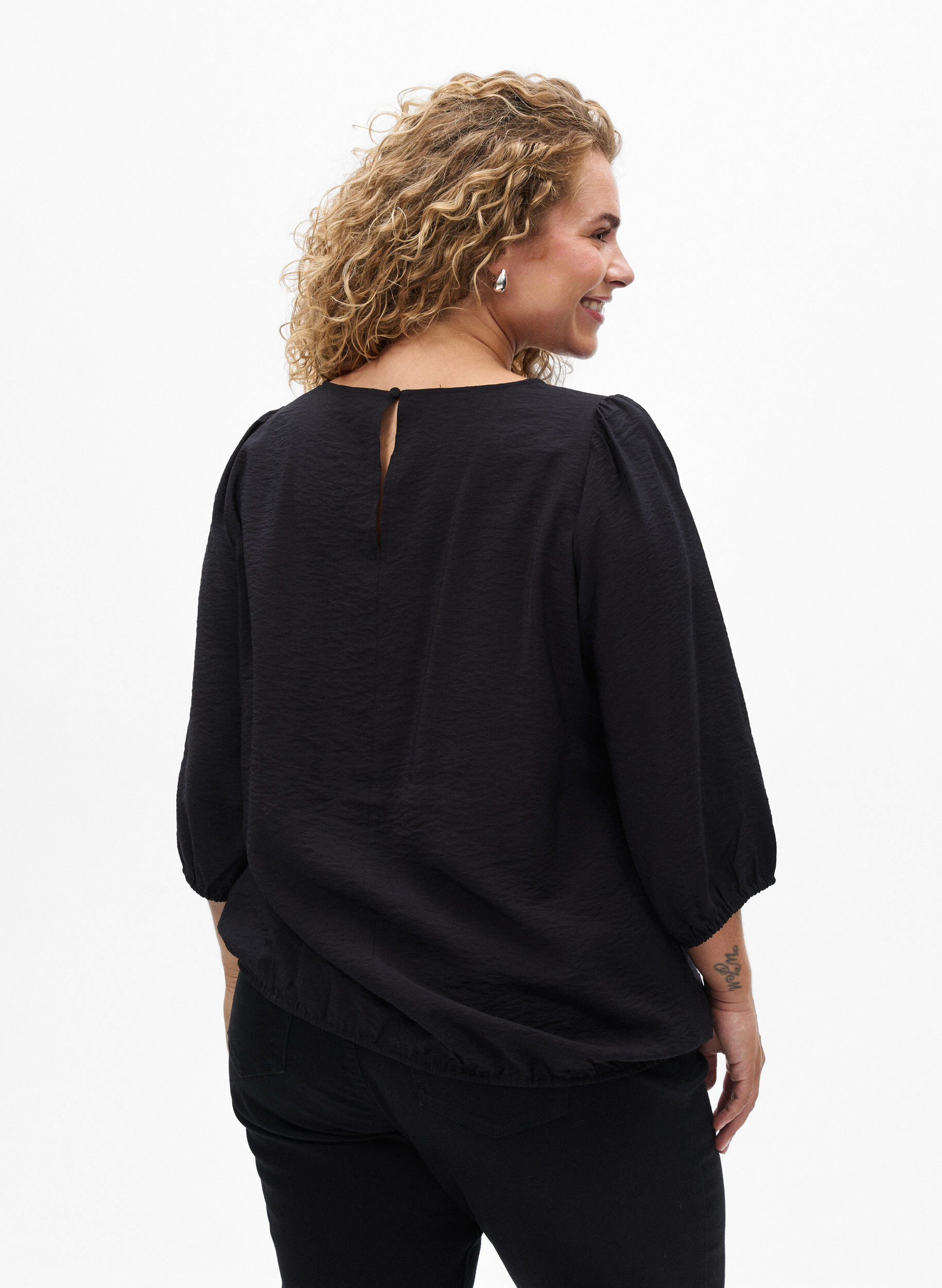 Zizzi Bluse aus Spitze mit 3/4-&Auml;rmeln, Schwarz, Model image number 2