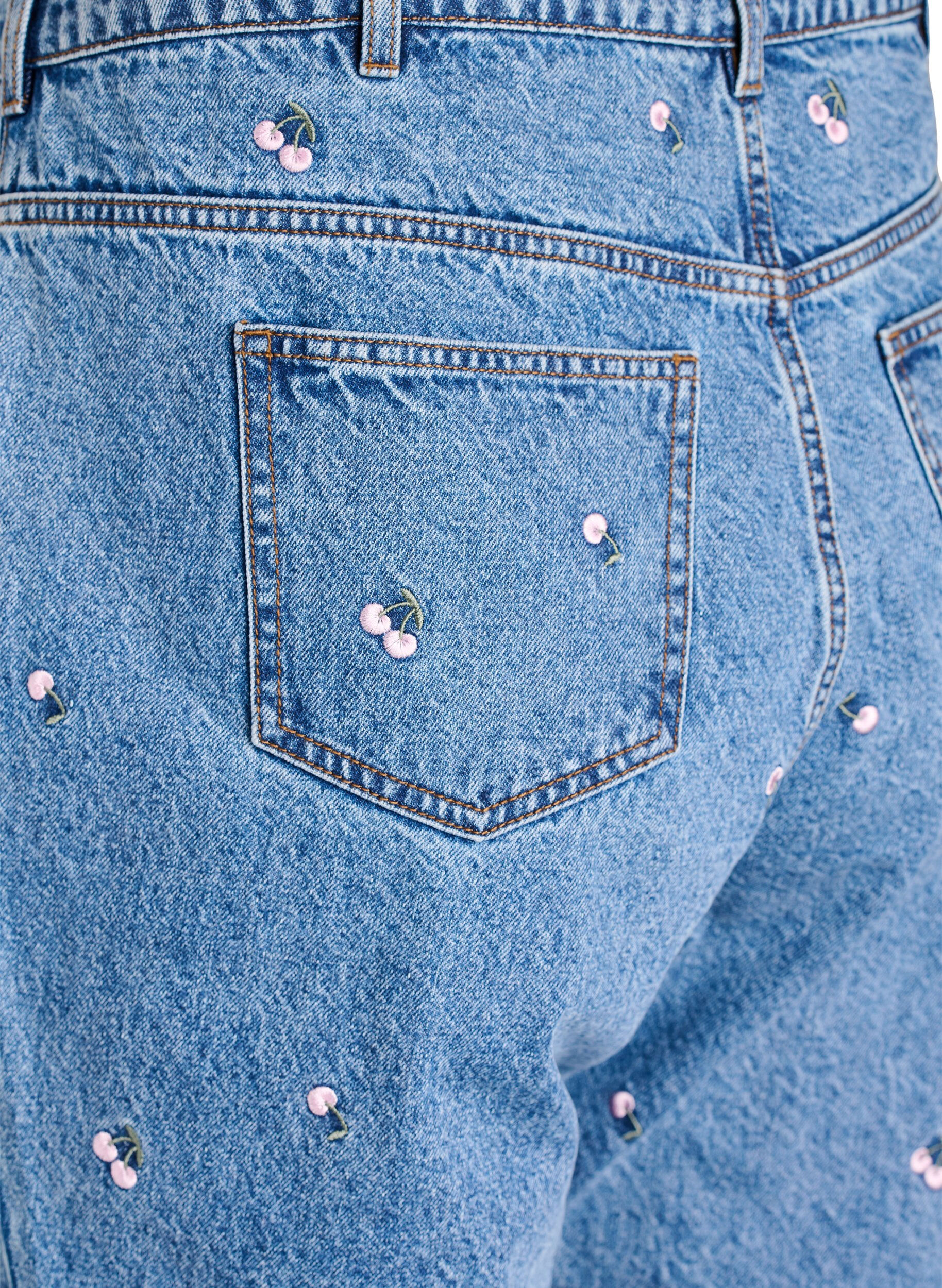 Zizzi Gemma Jeans mit hoher Taille und aufgestickten Details, Blau, Packshot image number 3