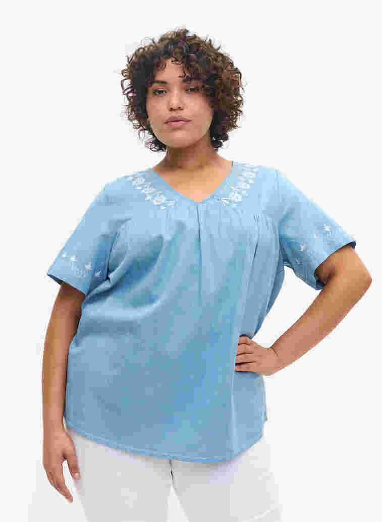Kurzärmelige Bluse mit Stickerei, Light blue denim, Model image number 0
