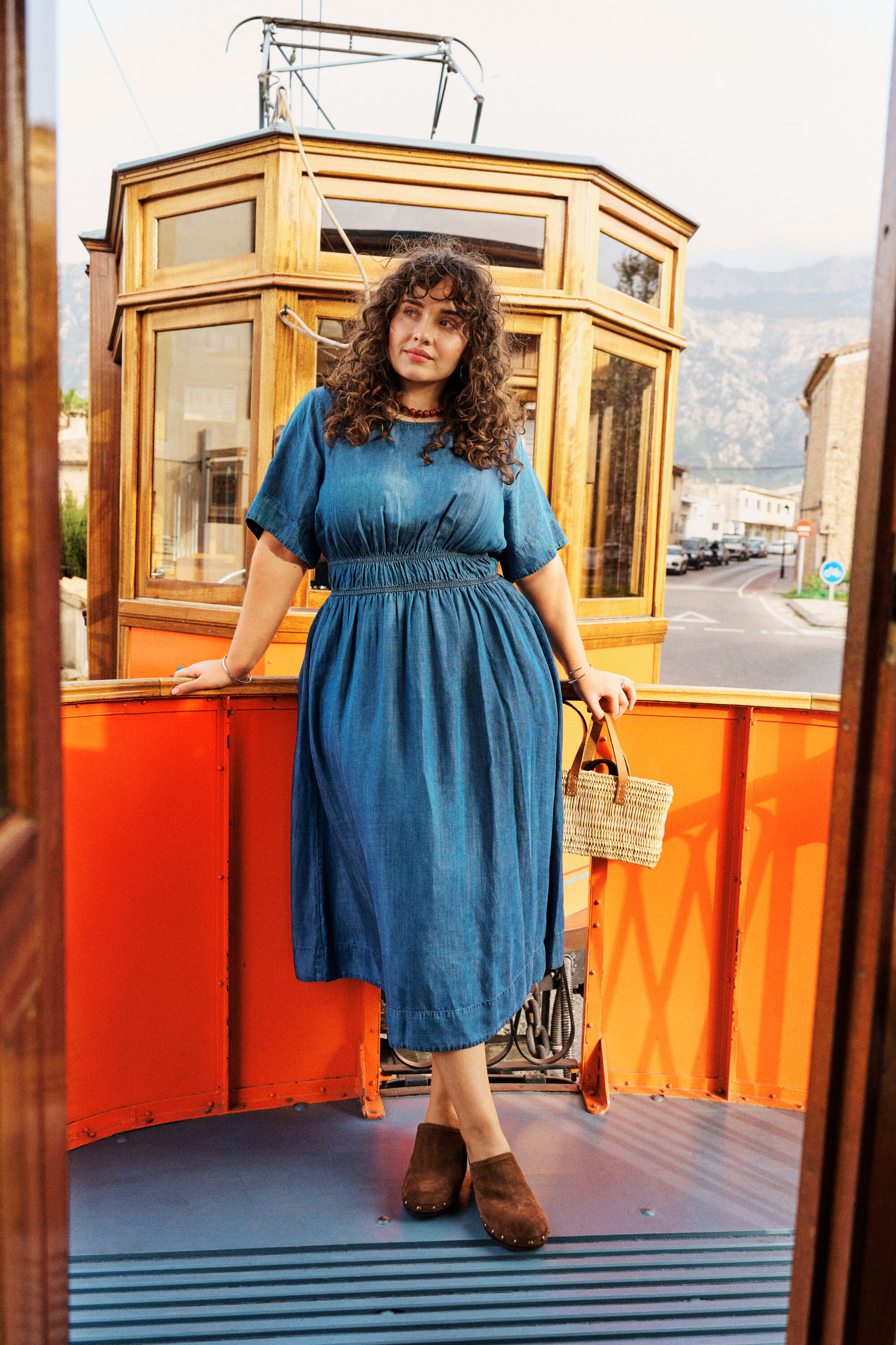 ZizziB&ouml;hmisch in Blaut&ouml;nen, , Model