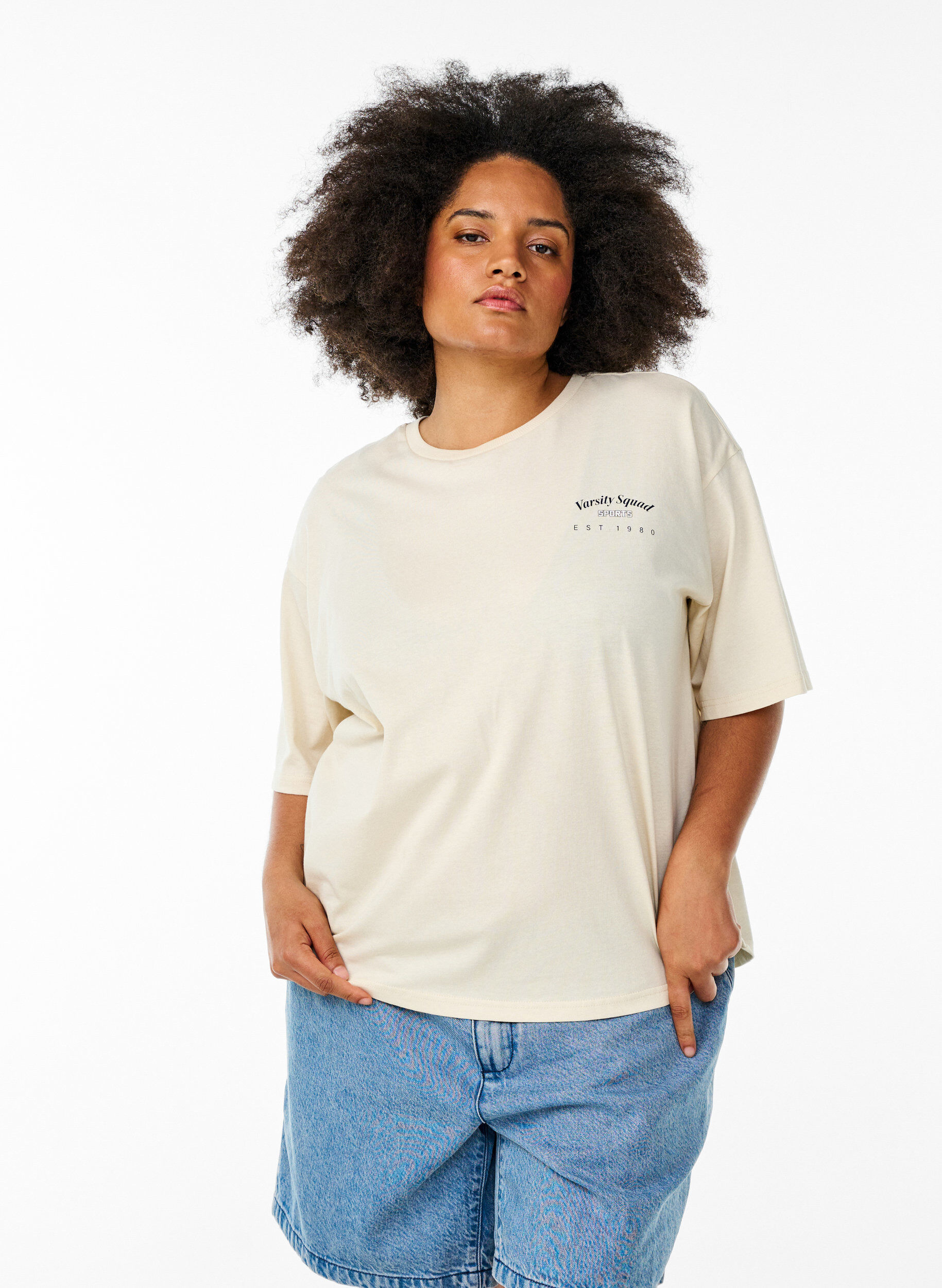 Oversized T-Shirt mit R&uuml;ckenprint, Beige, Model