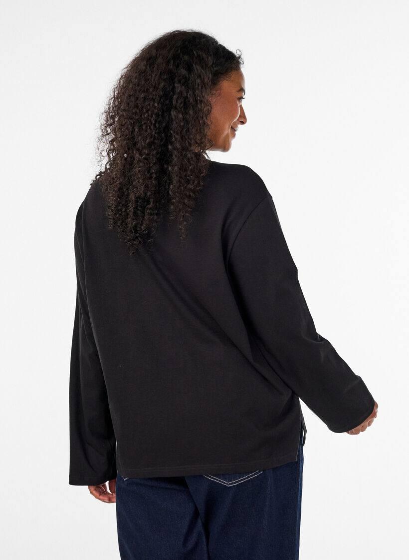 Basic T-Shirt mit langen &Auml;rmeln, Schwarz, Model image number 2