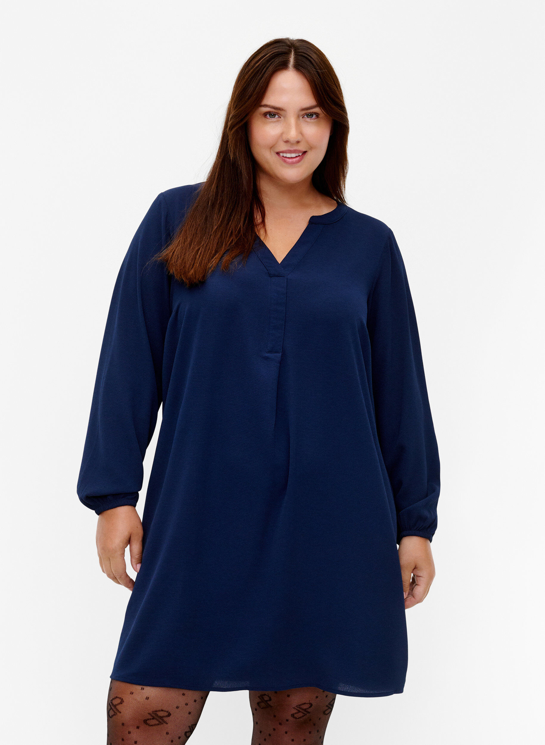 Zizzi Lang&auml;rmeliges Kleid mit V-Ausschnitt, Navy, Model image number 0