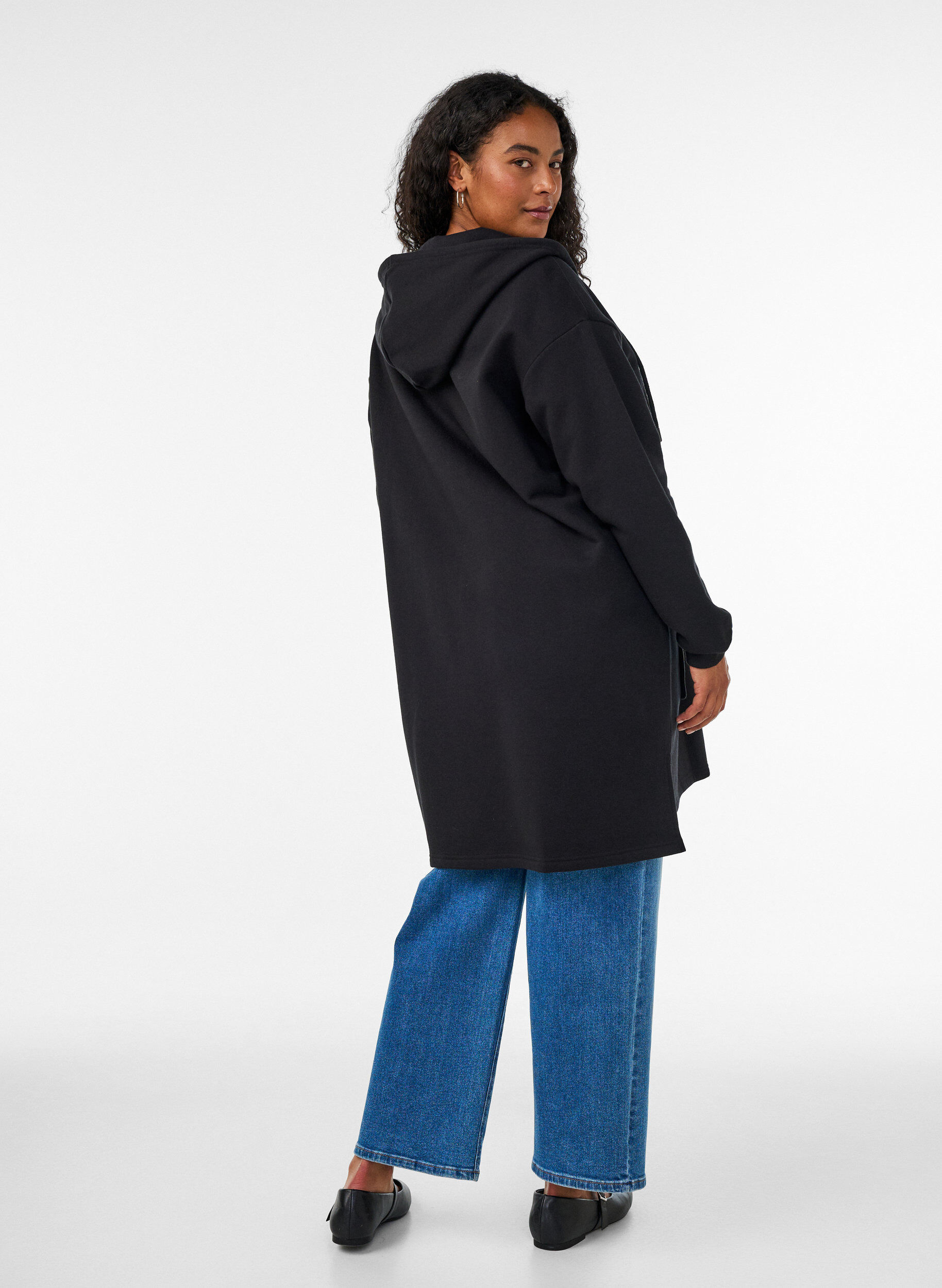 ZizziLanger Cardigan mit Kapuze und Rei&szlig;verschluss, Schwarz, Model image number 2