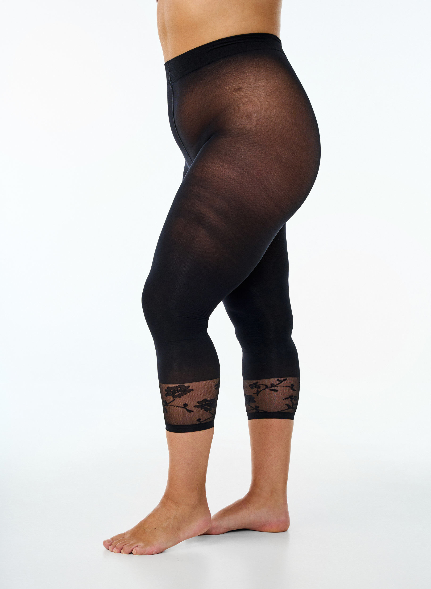 50 Denier Strumpfhose mit Spitzensaum, Schwarz, Model