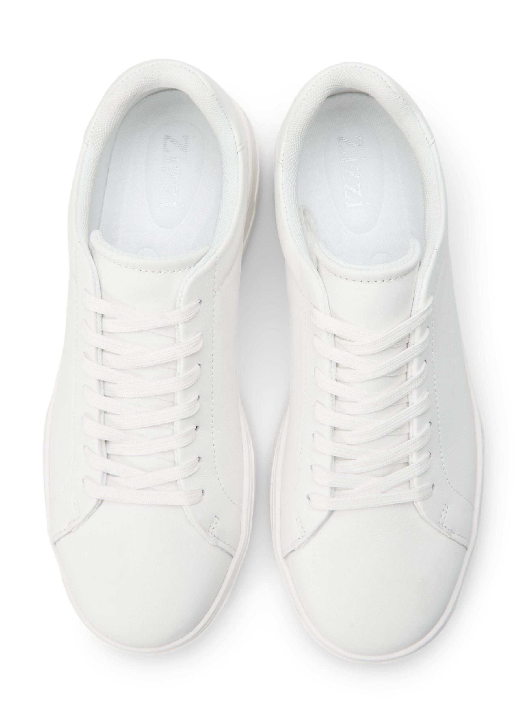 Zizzi Sneakers aus Leder mit breiter Passform, White, Packshot image number 1