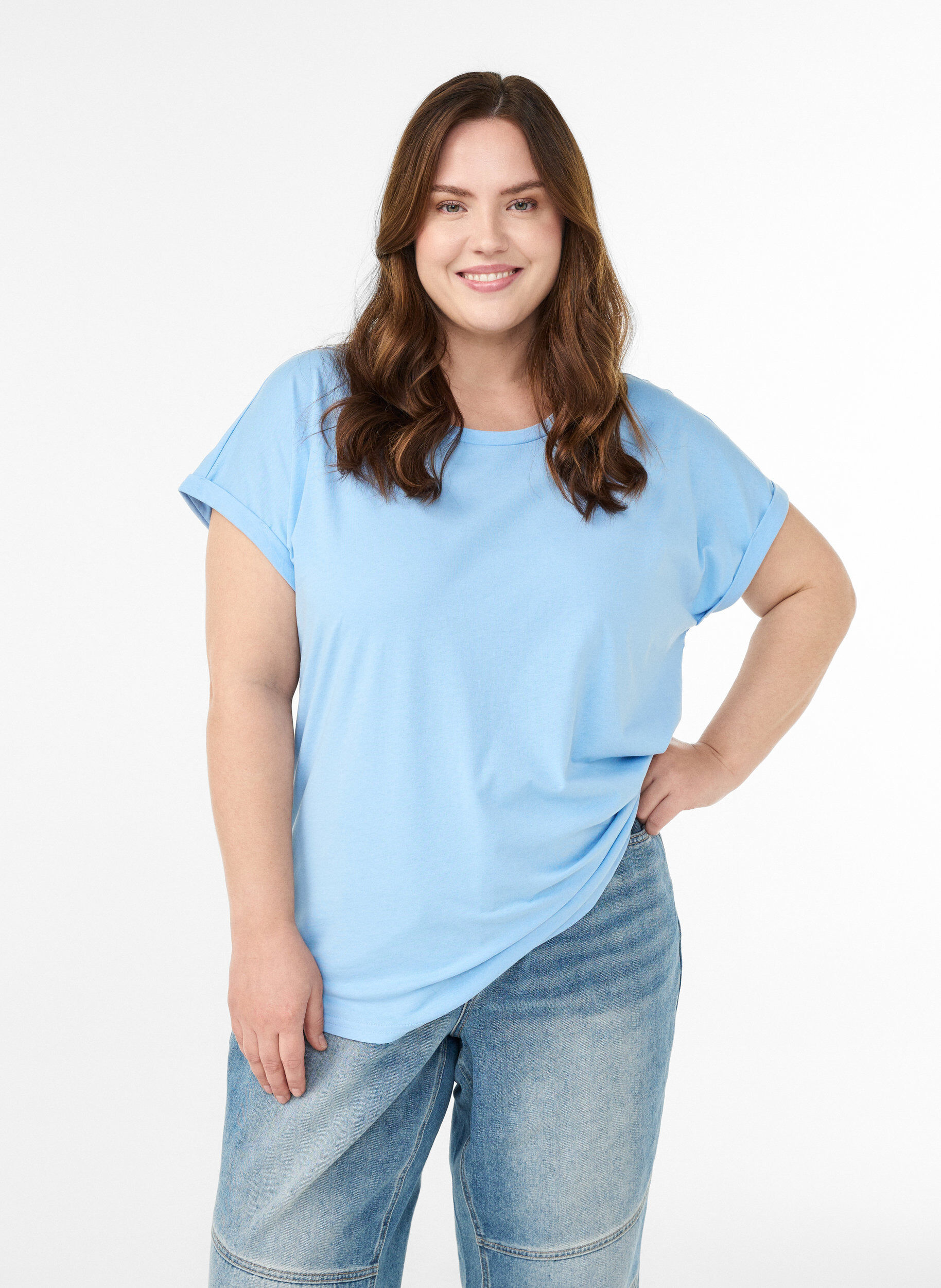 Zizzi T-Shirt aus Baumwollmischung mit kurzen &Auml;rmeln, Blau, Model image number 0