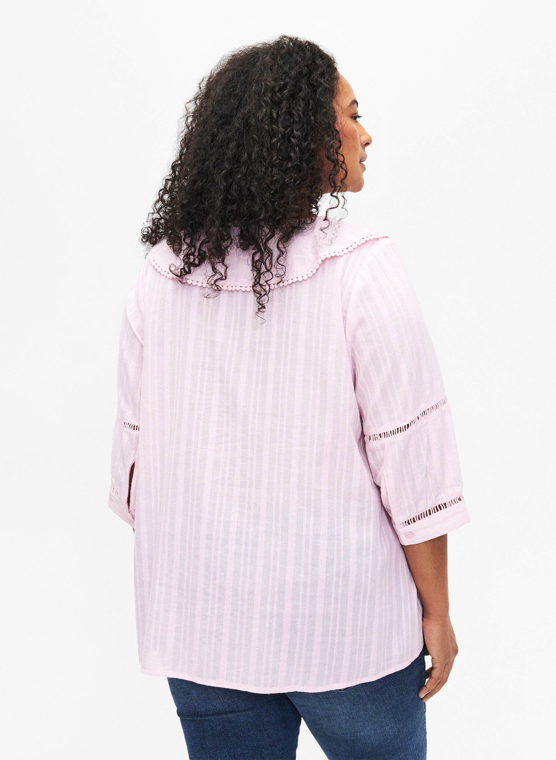 Zizzi Bluse mit 3/4-&Auml;rmeln und Spitze, Almond Blossom, Model image number 1