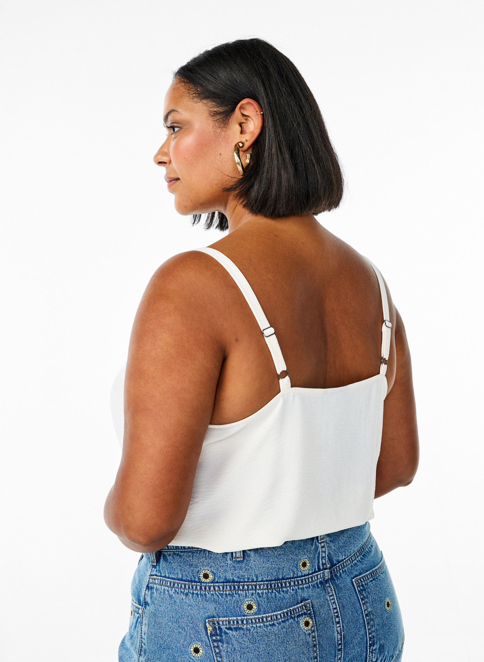 Zizzi Top mit gewelltem Saum, Vanille, Model image number 2