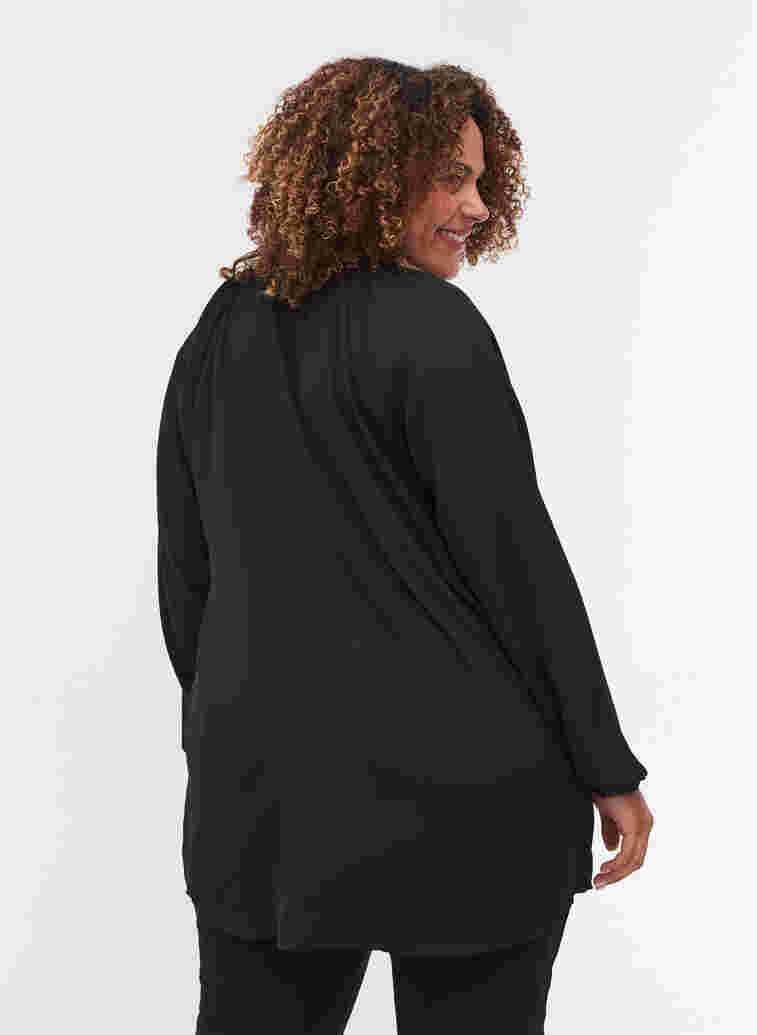 Langarm Bluse mit V-Ausschnitt und Nieten, Black, Model image number 1