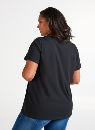 Kurzarm T-Shirt aus Baumwolle mit Aufdruck, Black, Model image number 1