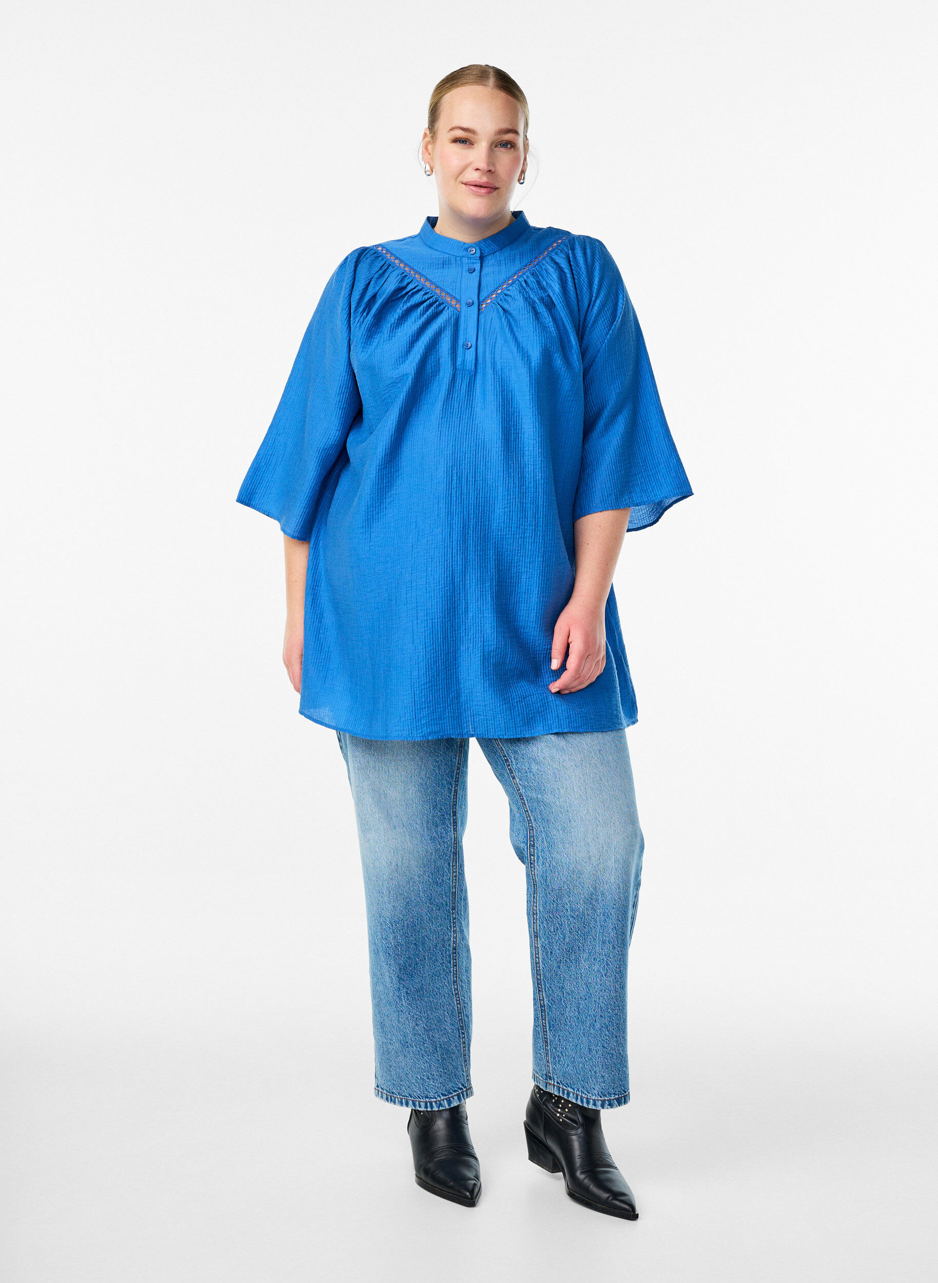 Zizzi Tunika mit H&auml;kelborten und Streifenstruktur, Blau, Model image number 1