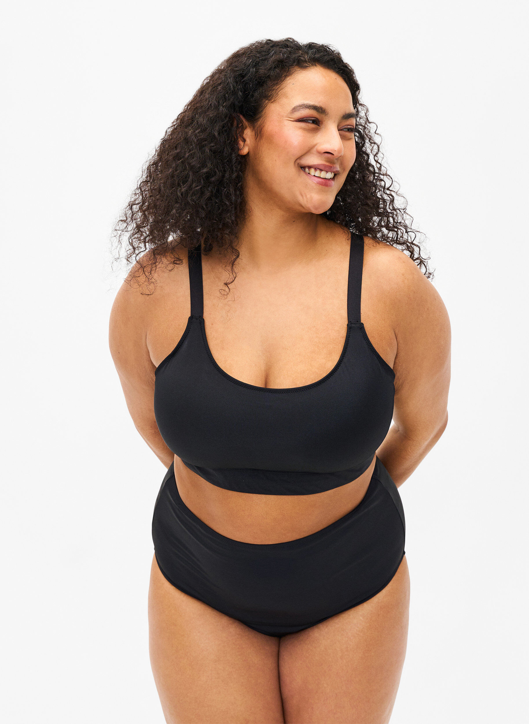 Zizzi Einfarbiges Bikini-Unterteil mit hoher Taille, Schwarz, Model image number 0