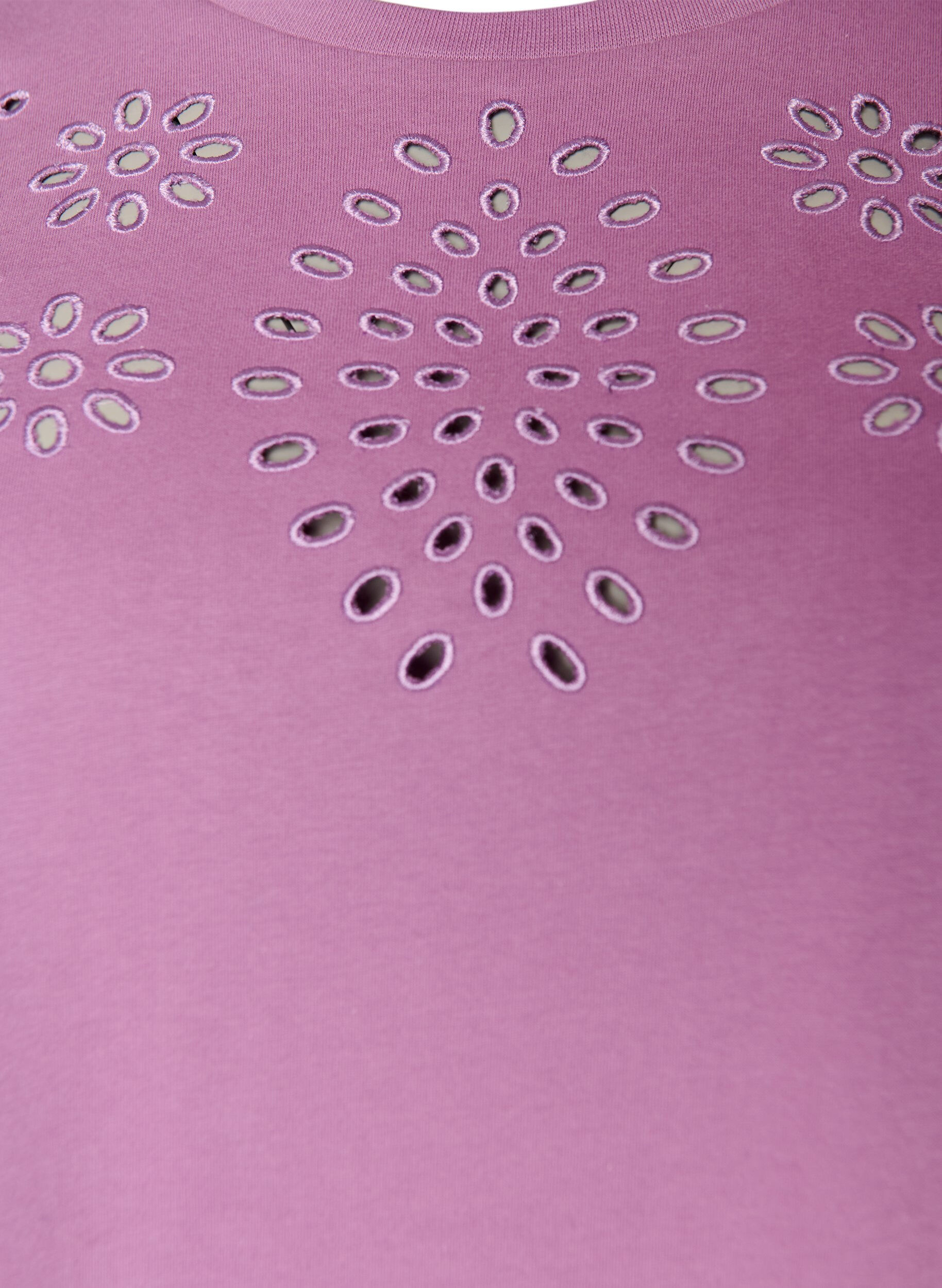 ZizziT-Shirt aus Bio-Baumwolle mit Lochstickerei, Lila, Packshot image number 2