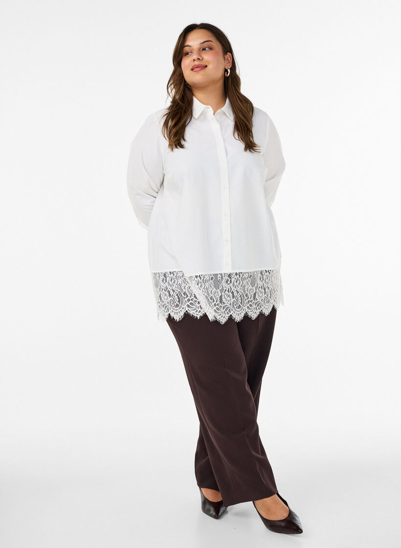 Lockere Bluse mit breiter Spitze, Wei&szlig;, Model image number 1