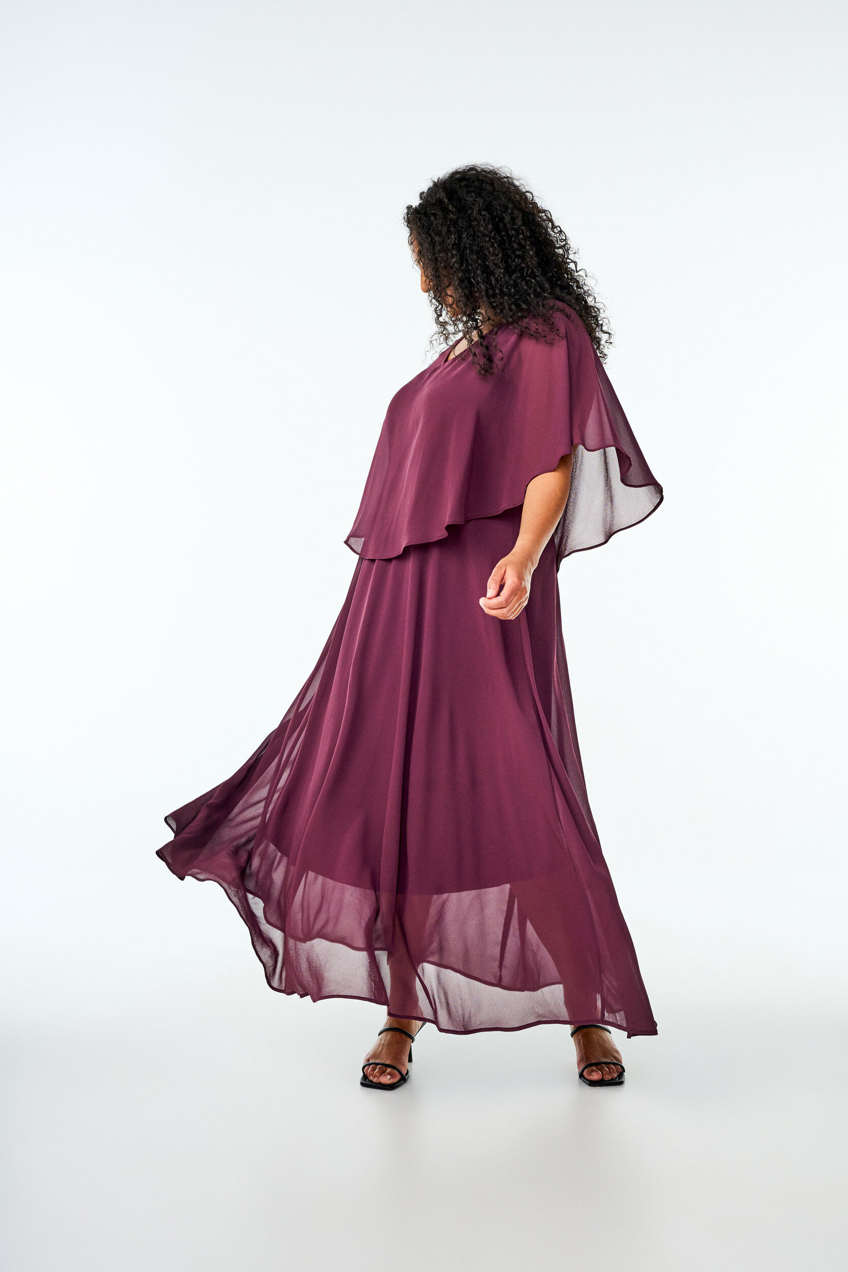 Zizzi A-Linie Maxikleid mit kurzen &Auml;rmeln, Winetasting, Model image number 2