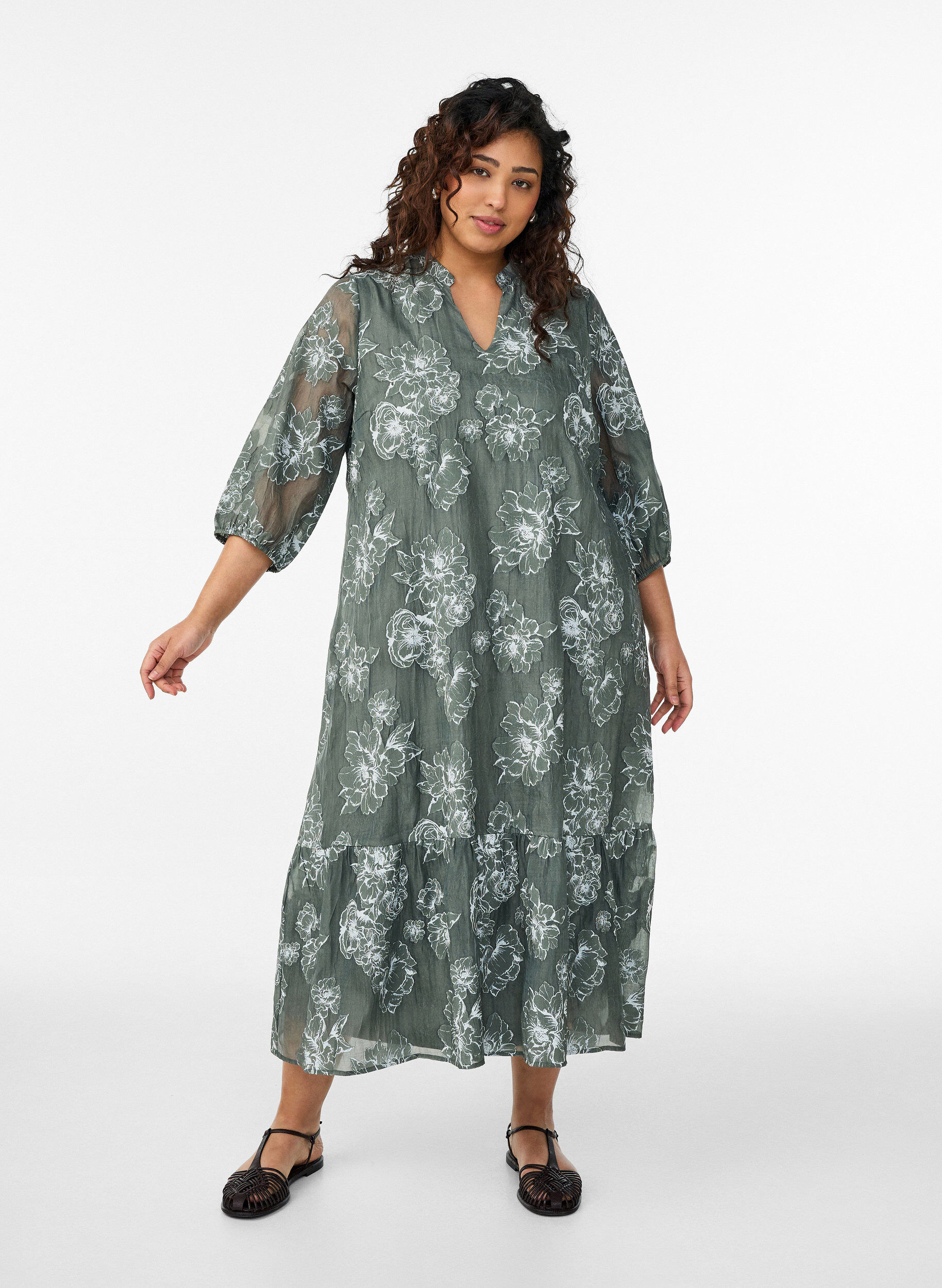 Zizzi Midikleid mit Blumenprint und transparenten 3/4-&Auml;rmeln, Gr&uuml;n, Model image number 0