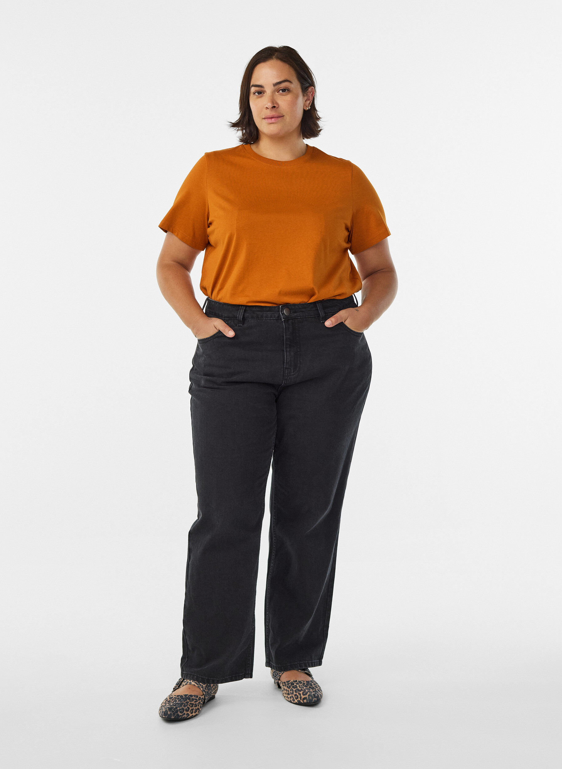 Zizzi Basic-T-Shirt aus Baumwolle mit Rundhalsausschnitt, Orange, Model image number 1