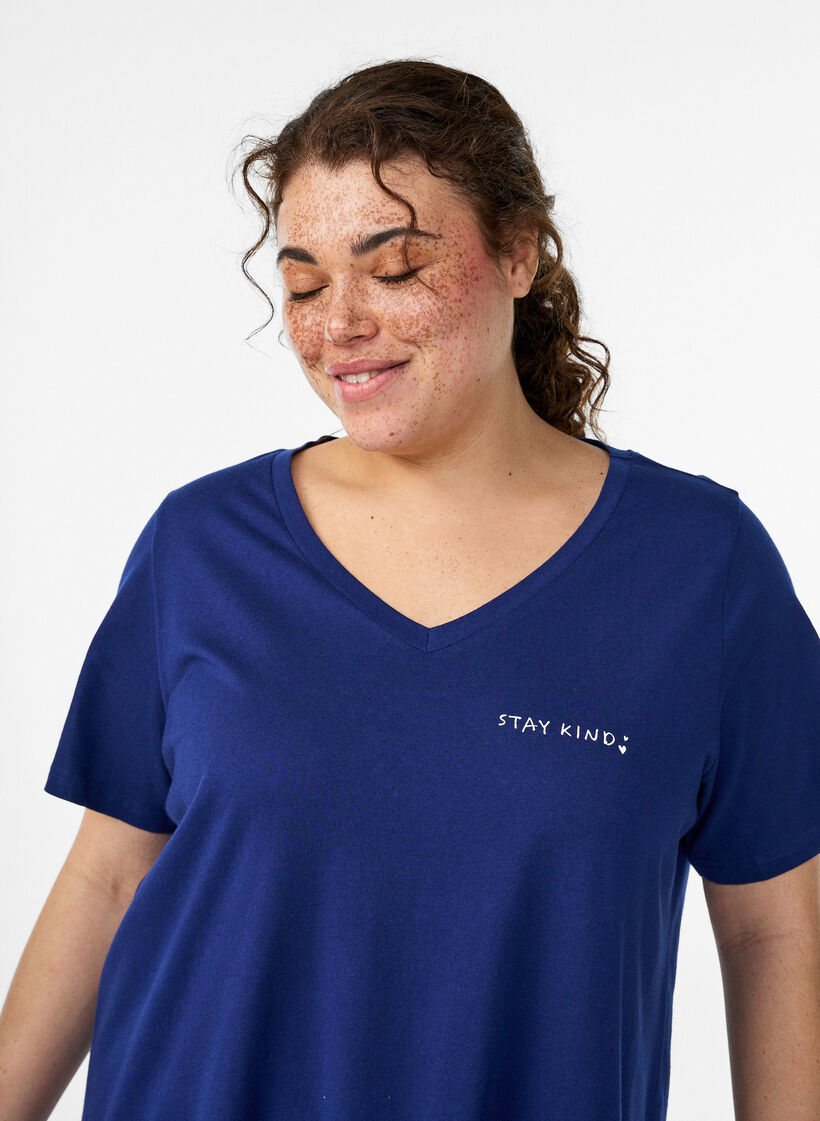 Top aus Viskose mit Spitze, Lila, Model image number 3