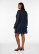 Kurzes Kleid mit R&uuml;schendetails und Bindeg&uuml;rtel, Blau, Model image number 2
