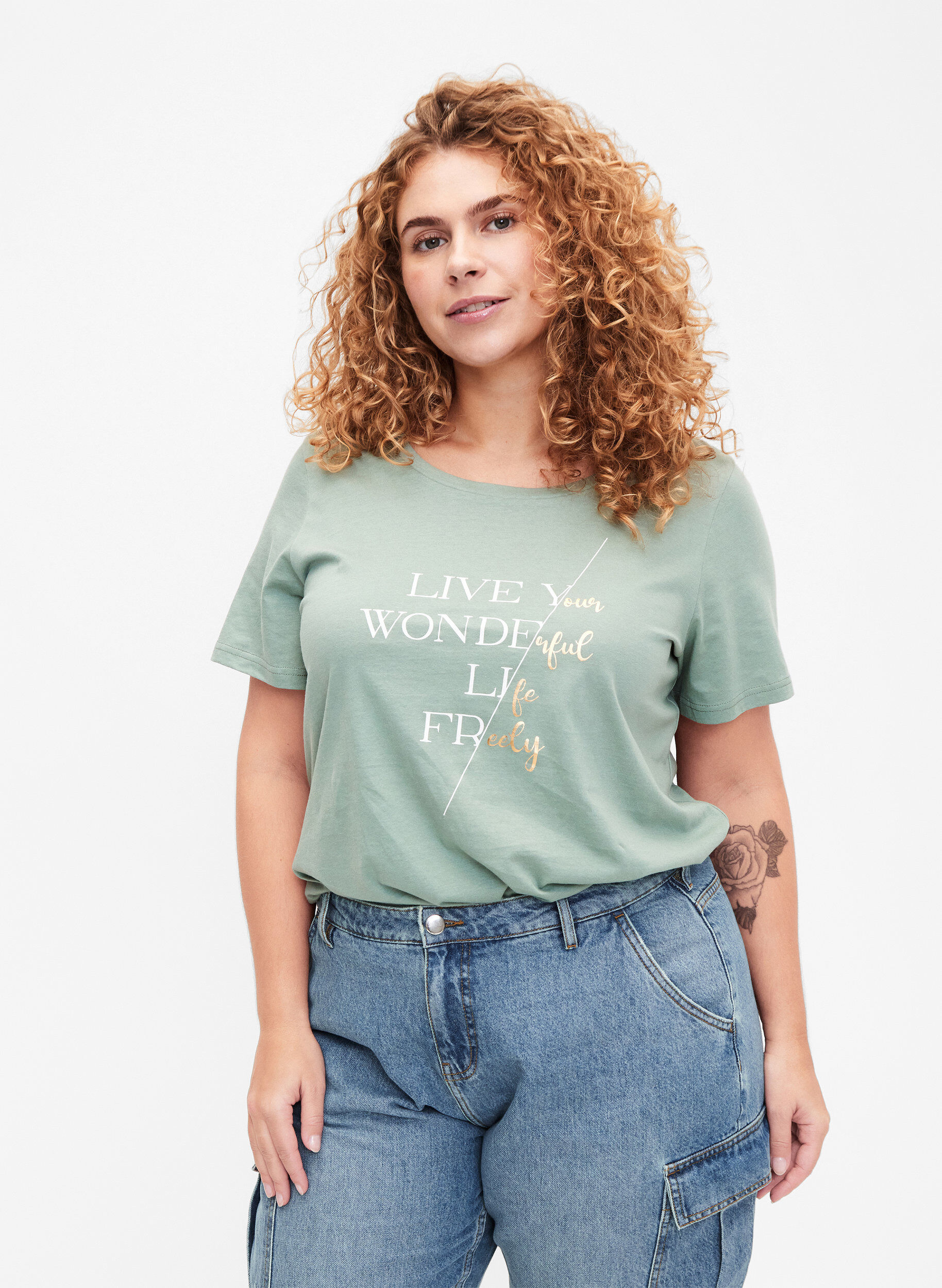 Zizzi Kurz&auml;rmliges T-Shirt aus Baumwolle mit Gummizug am Saum, Chinois G. W. Live, Model image number 0