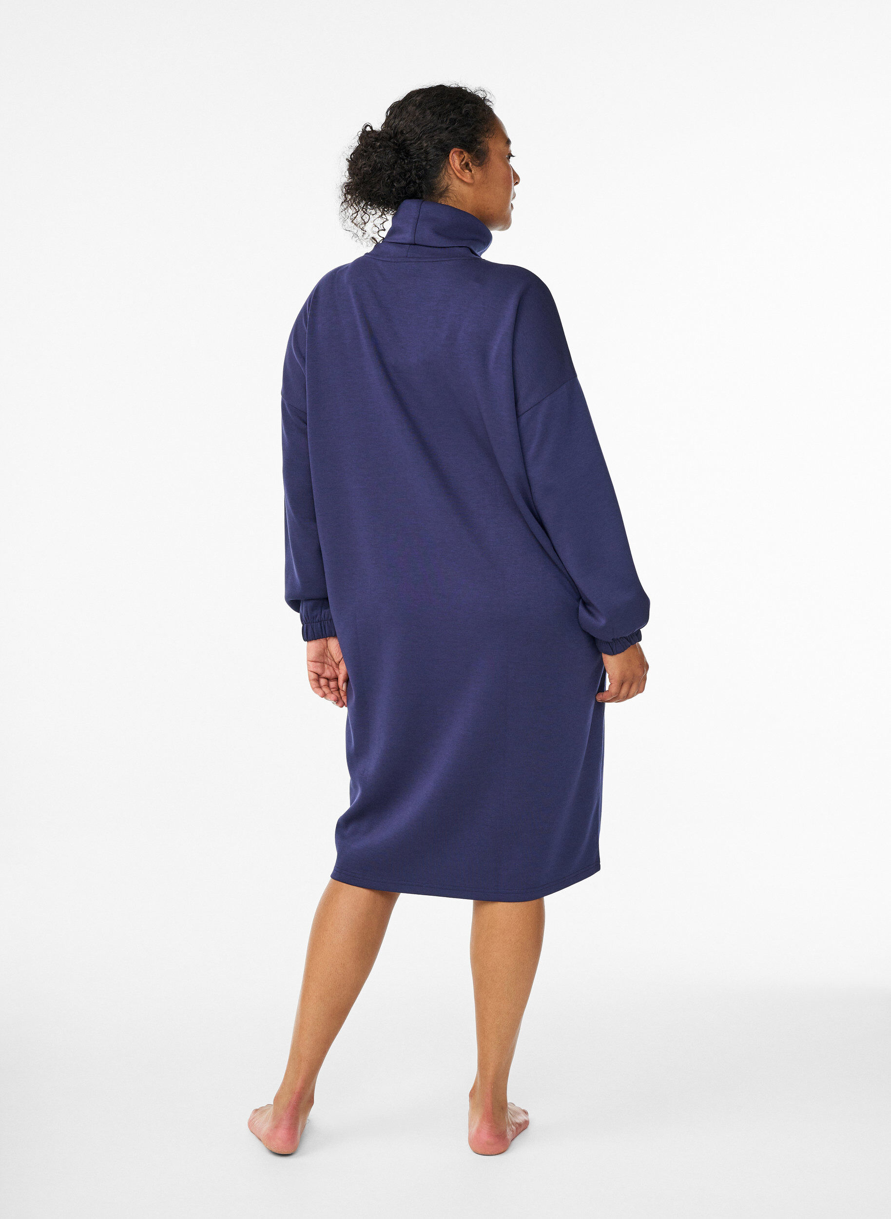 Zizzi Rollkragenkleid in A-Form, Blau, Model image number 1
