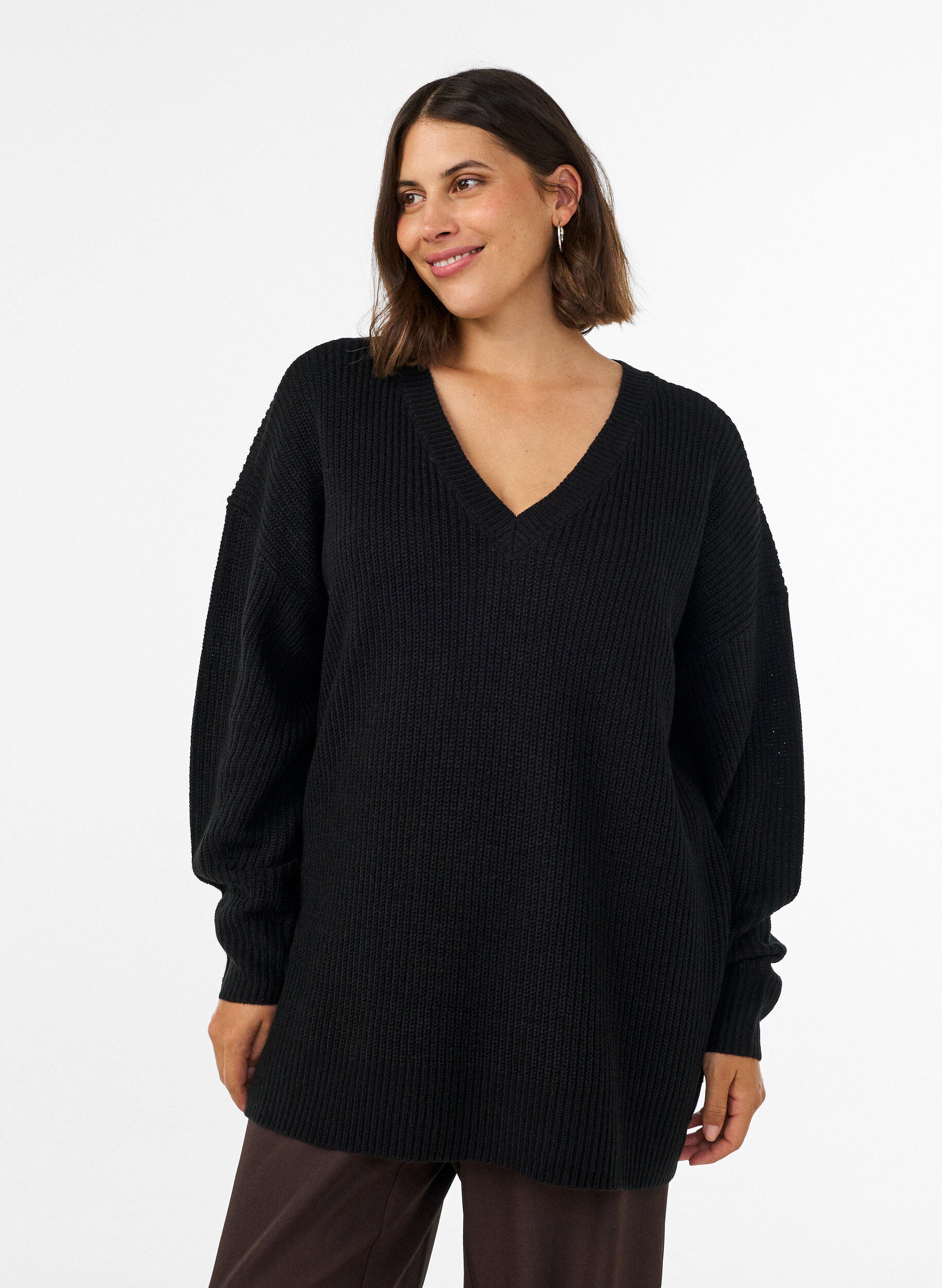 ZizziLange Rippstrickbluse mit V-Ausschnitt, Schwarz, Model image number 0
