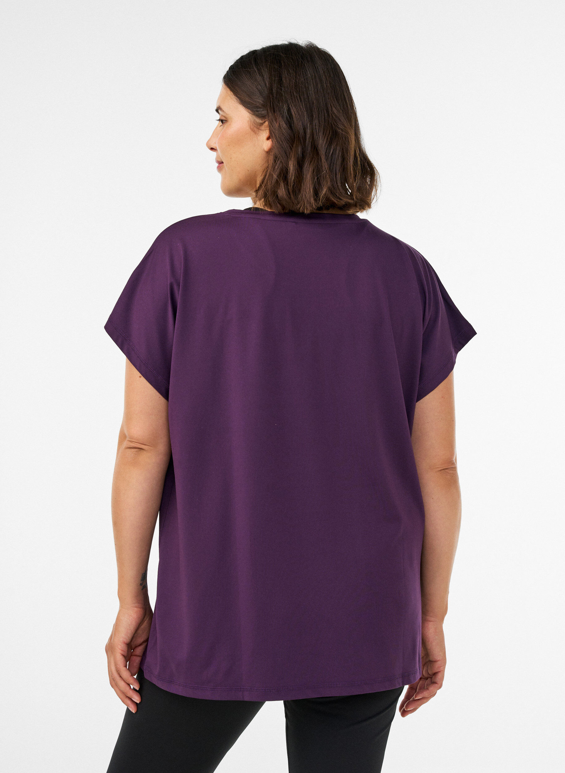 ZizziEinfarbiges Trainings-T-Shirt, Lila, Model image number 2
