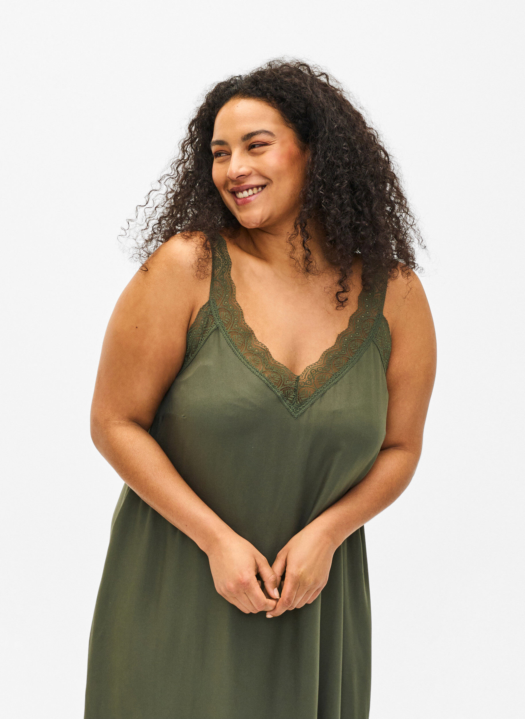 Zizzi Midi-Tr&auml;gerkleid aus Viskose mit Spitze, Thyme, Model image number 2