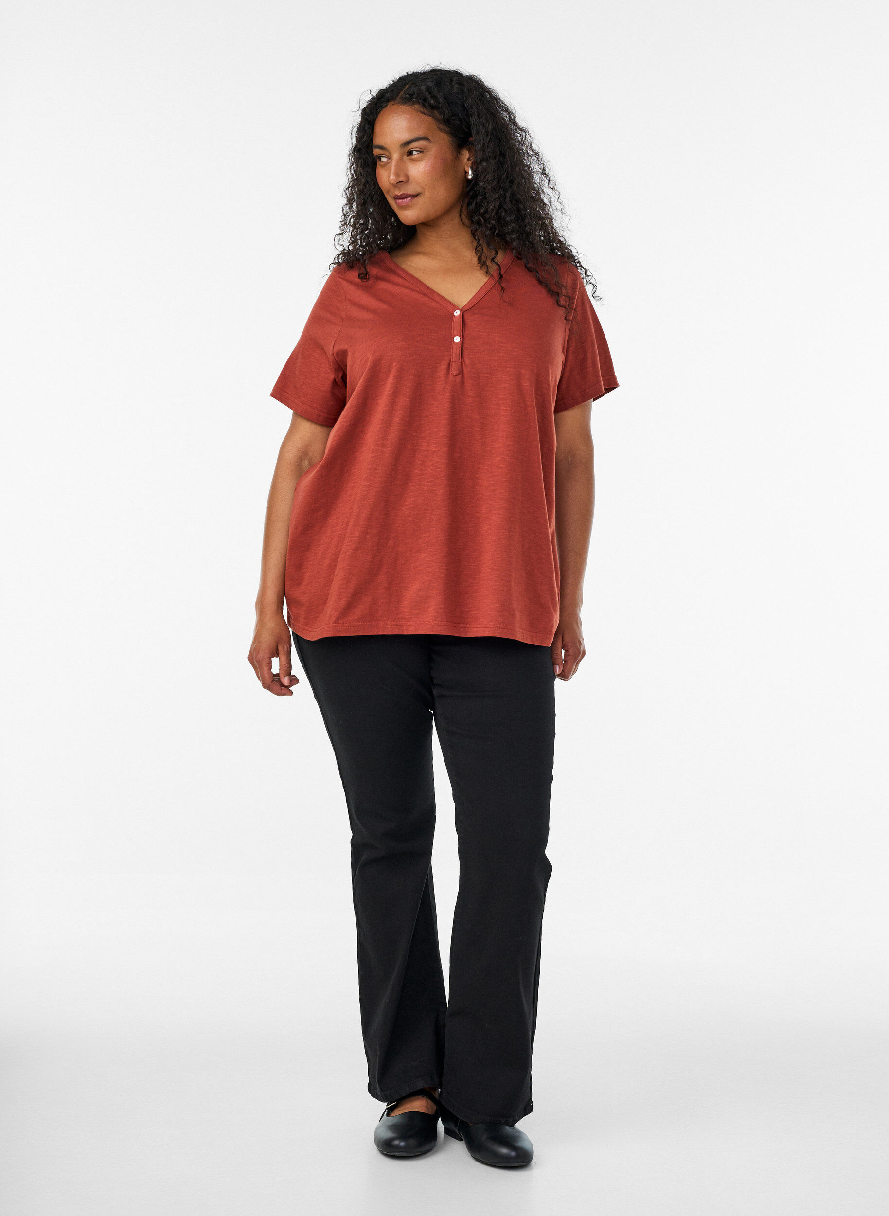 ZizziT-Shirt mit Knopfleiste, Braun, Model image number 1