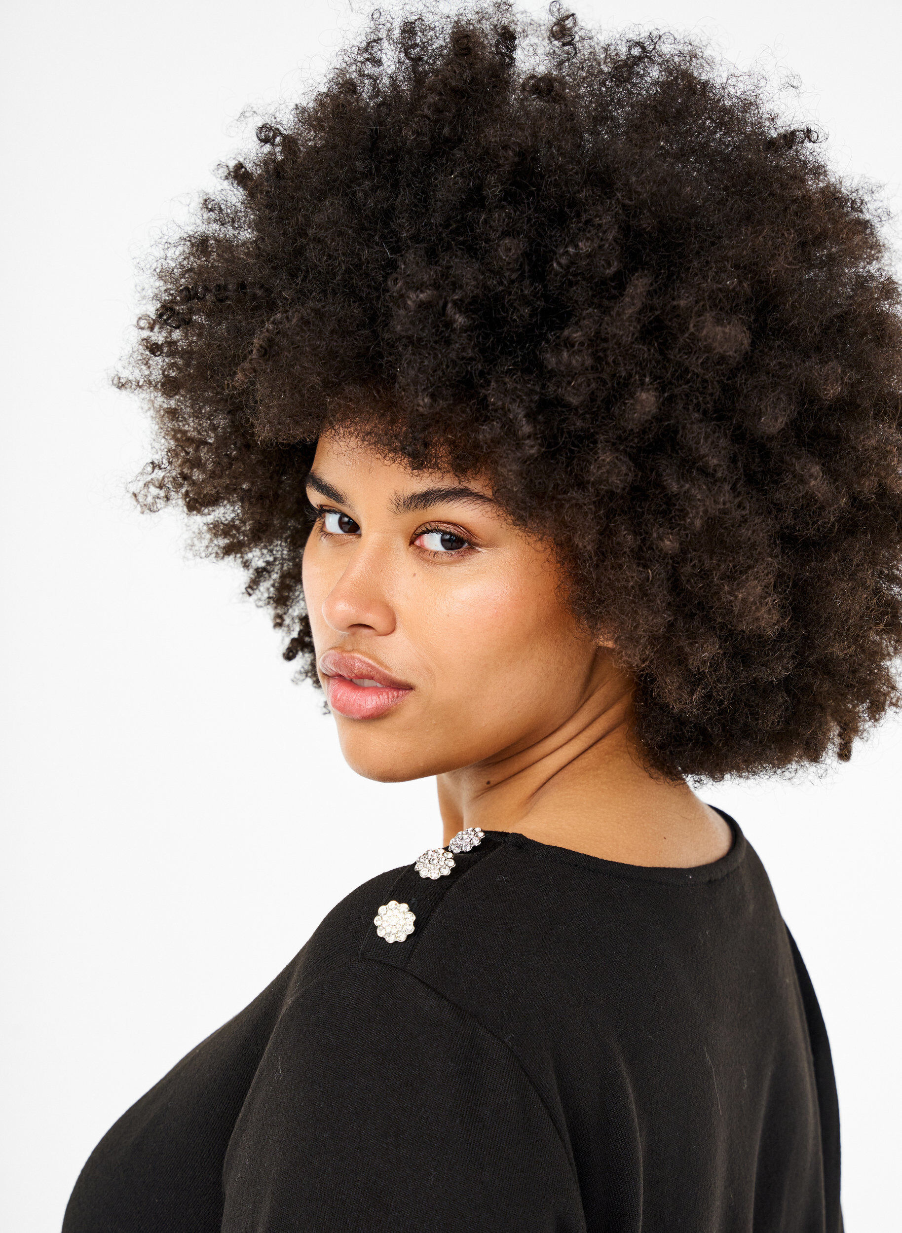 Zizzi Bluse mit Zierkn&ouml;pfen, Schwarz, Model image number 3