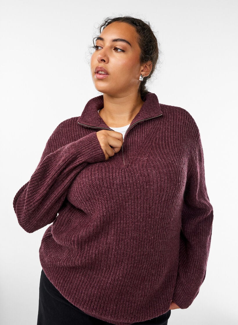 Strickpullover mit hohem Kragen und Rei&szlig;verschluss, Rot, Model image number 4