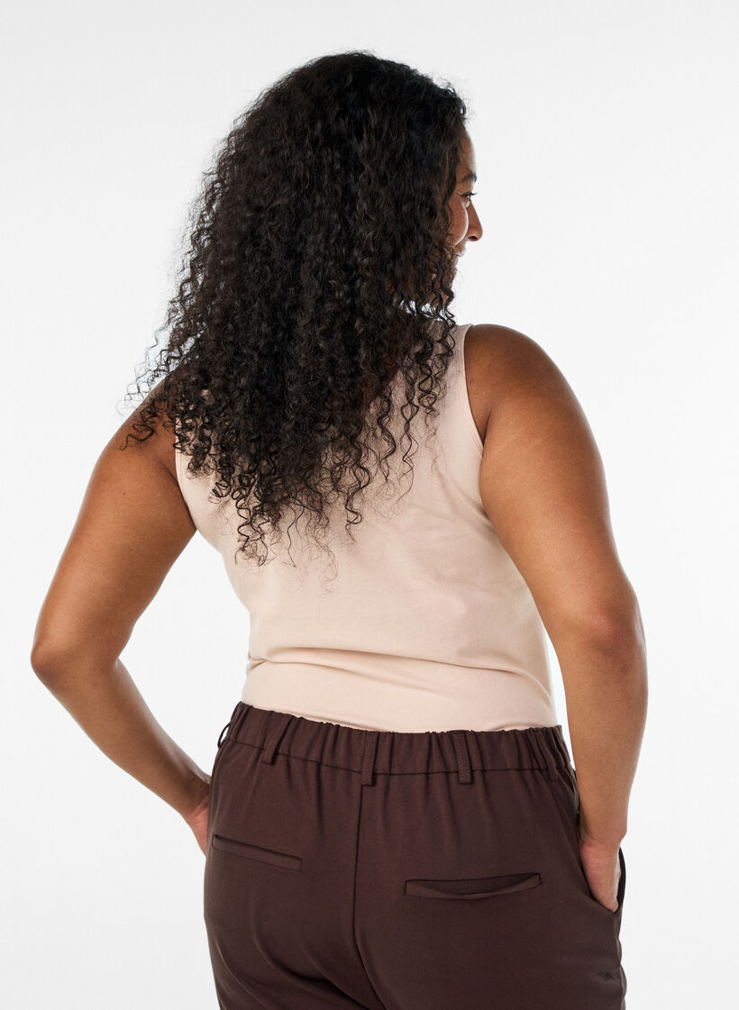 Einfarbiges Basic Top aus Baumwolle, Beige, Model image number 2