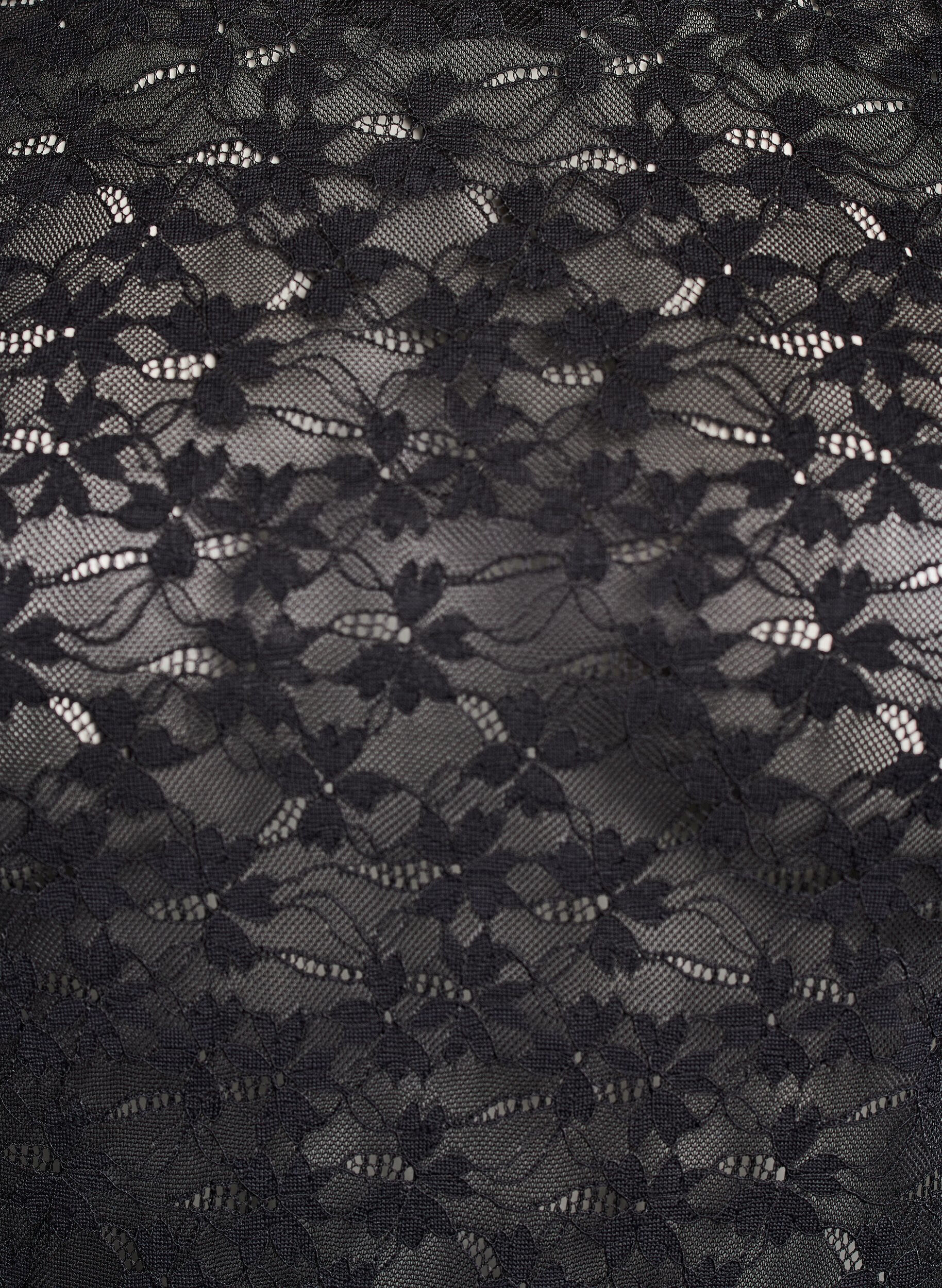 Zizzi Spitzenbluse mit Rundhalsausschnitt und Slim Fit, Schwarz, Packshot image number 2