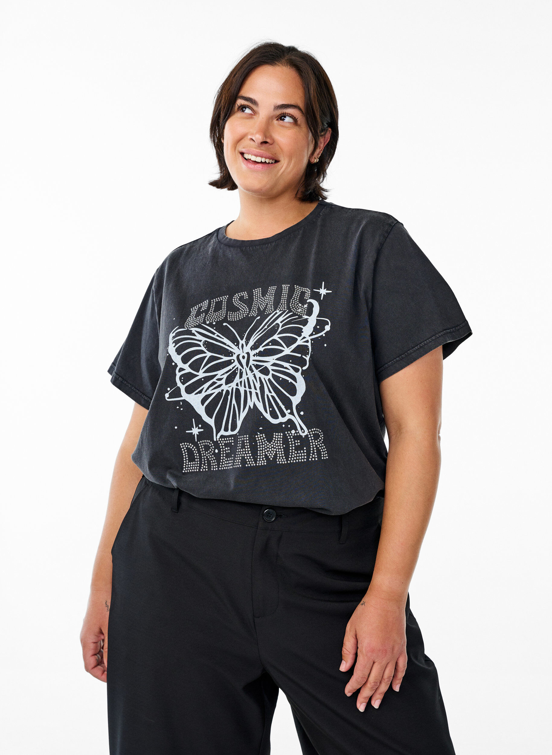 T-Shirt aus Bio-Baumwolle mit Strass und Schmetterlingsmotiv, Grau, Model