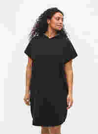 Kurzärmeliges Pulloverkleid mit Kapuze, Black, Model