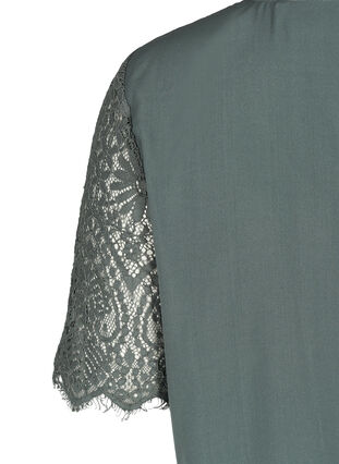 Bluse mit kurzen Spitzen-Ärmeln, Balsam Green, Packshot image number 3