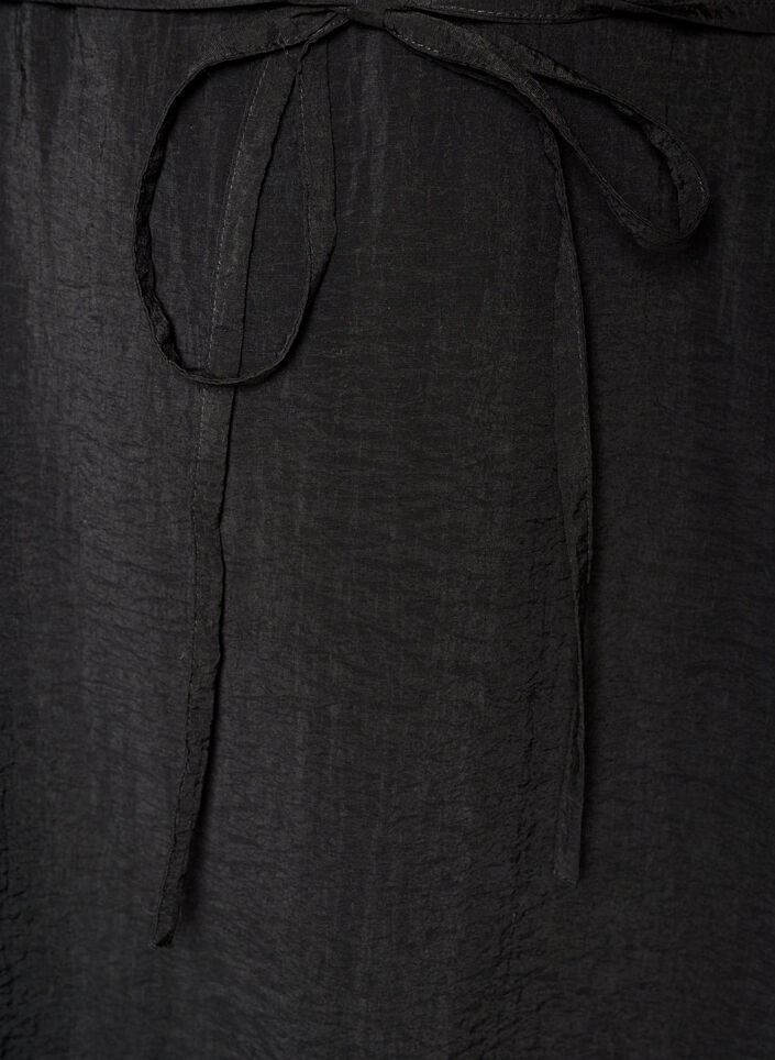 Kn&ouml;chellanges Kleid mit Fl&uuml;gel&auml;rmeln und Bindeg&uuml;rtel, Schwarz, Packshot image number 3