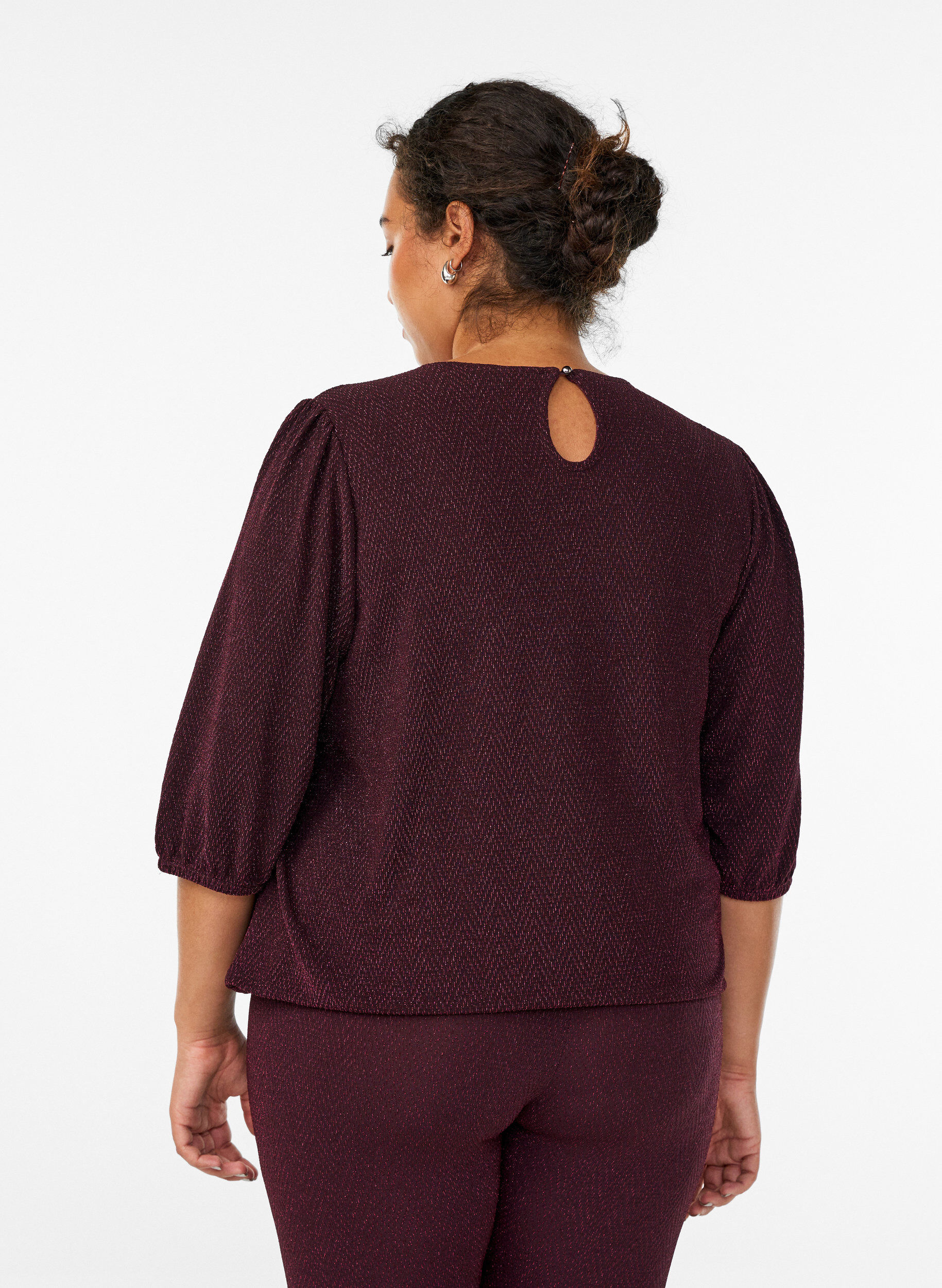Zizzi Bluse mit Glitzermuster und 3/4-&Auml;rmeln, Dunkles Bordeaux, Model image number 2